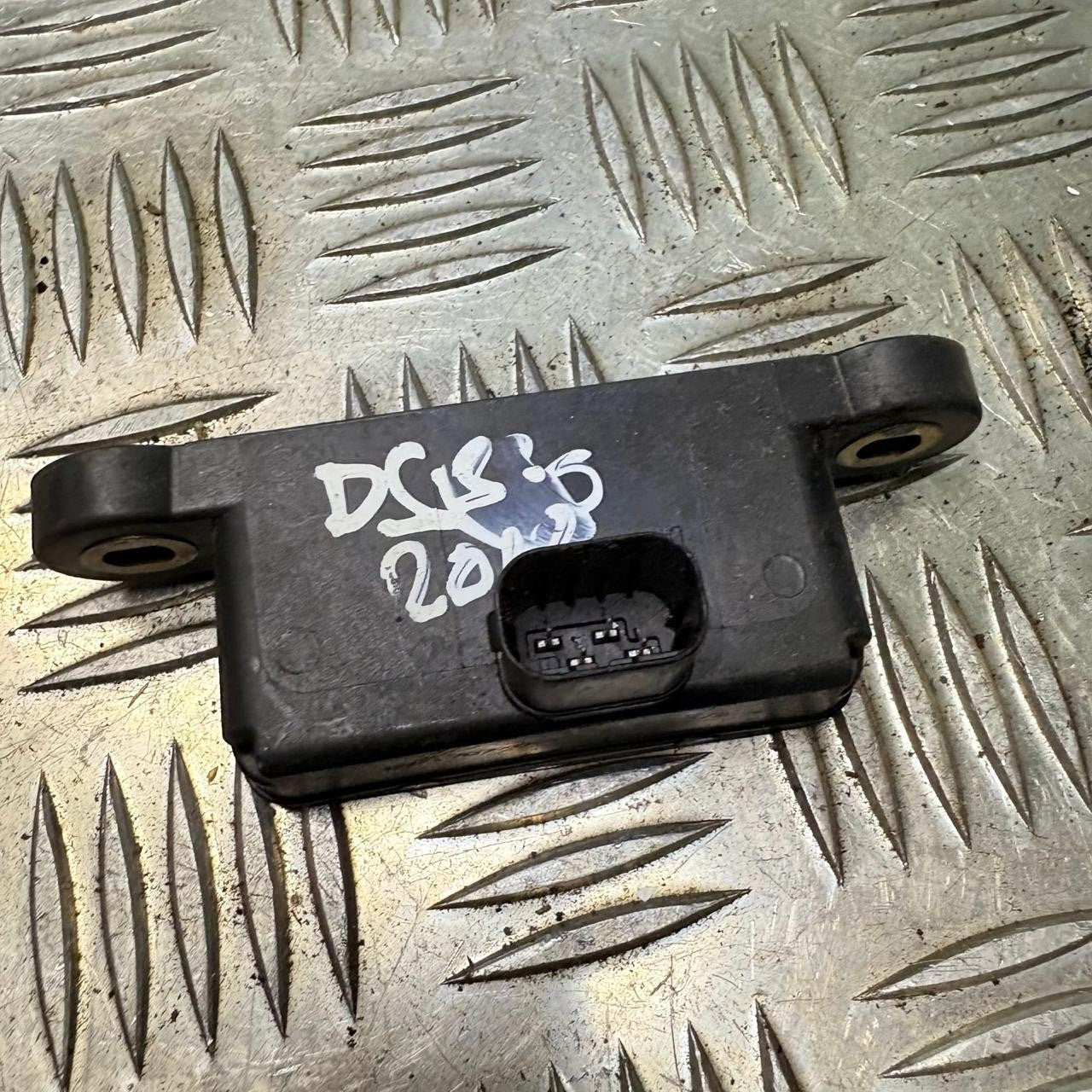 Citroen DS3 Mk1 2009-2016 ESP Yaw Rate Accel Sensor 9663737780 10.1701-0639.3