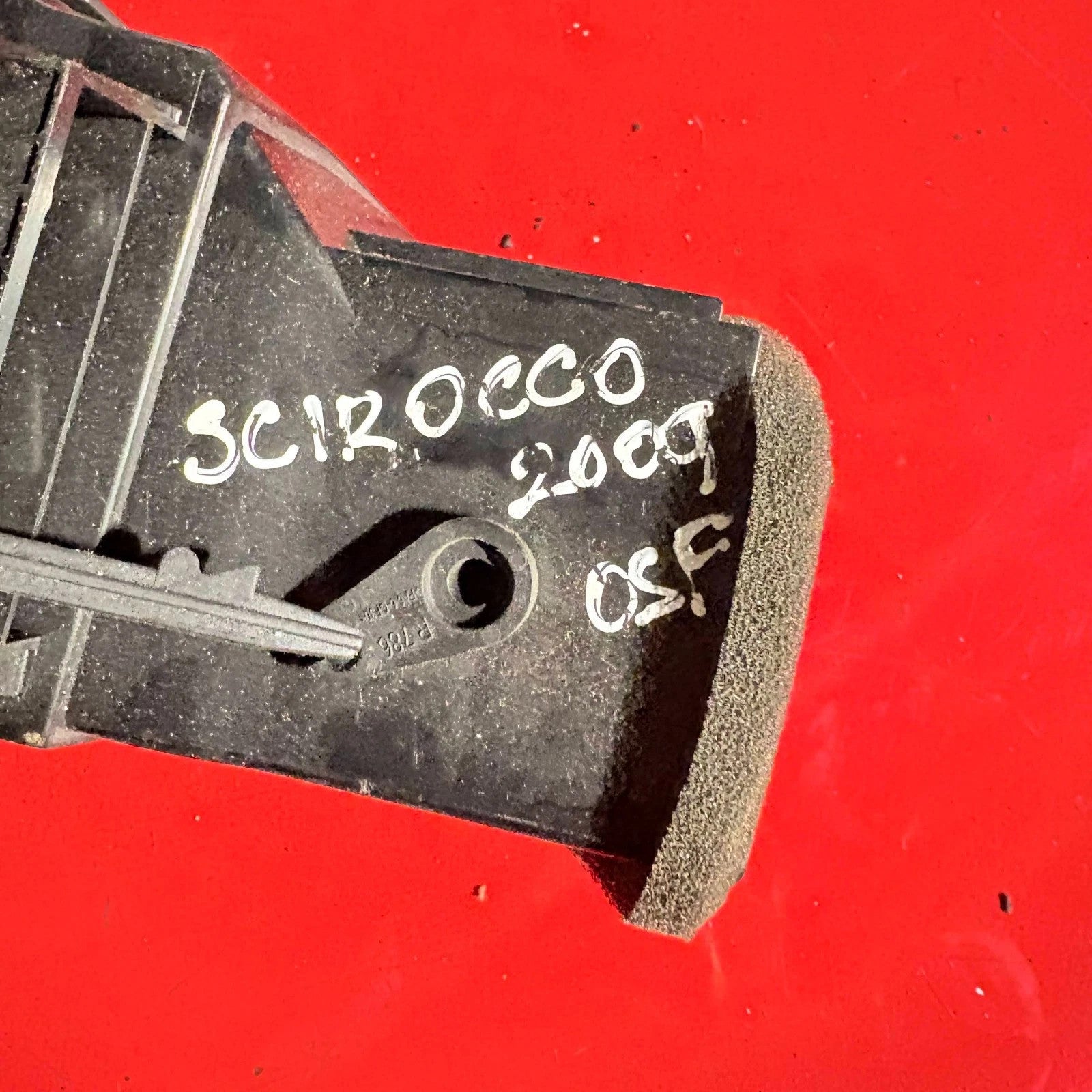 VOLKSWAGEN SCIROCCO 2009 DRIVERS RIGHT DASHBOARD AIR VENT 1Q0819704