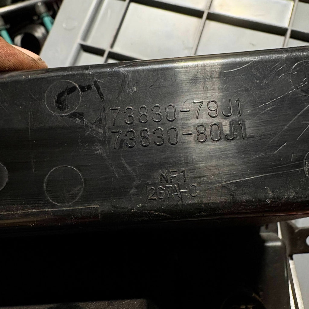 2010 SUZUKI SX-4 CENTRE CONSOLE STORAGE COMPARTMENT 73830-79J1