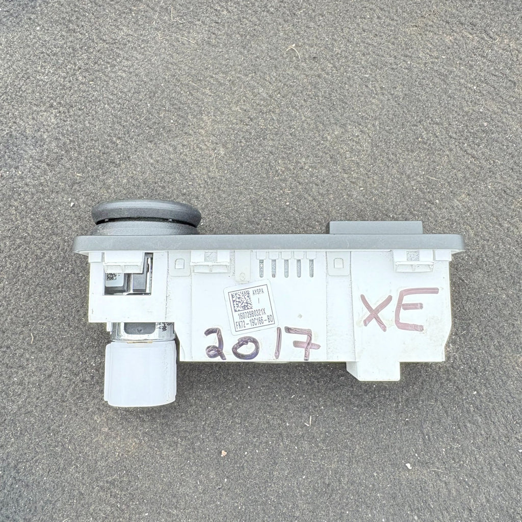 Jaguar XE 2015-2019 USB AUX Nav Socket Port ECU FK72-19C166-BD