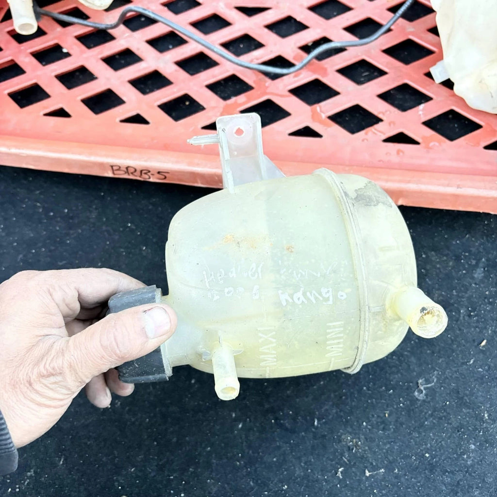 Renault Clio 182 Sport 2006 Coolant Reservoir