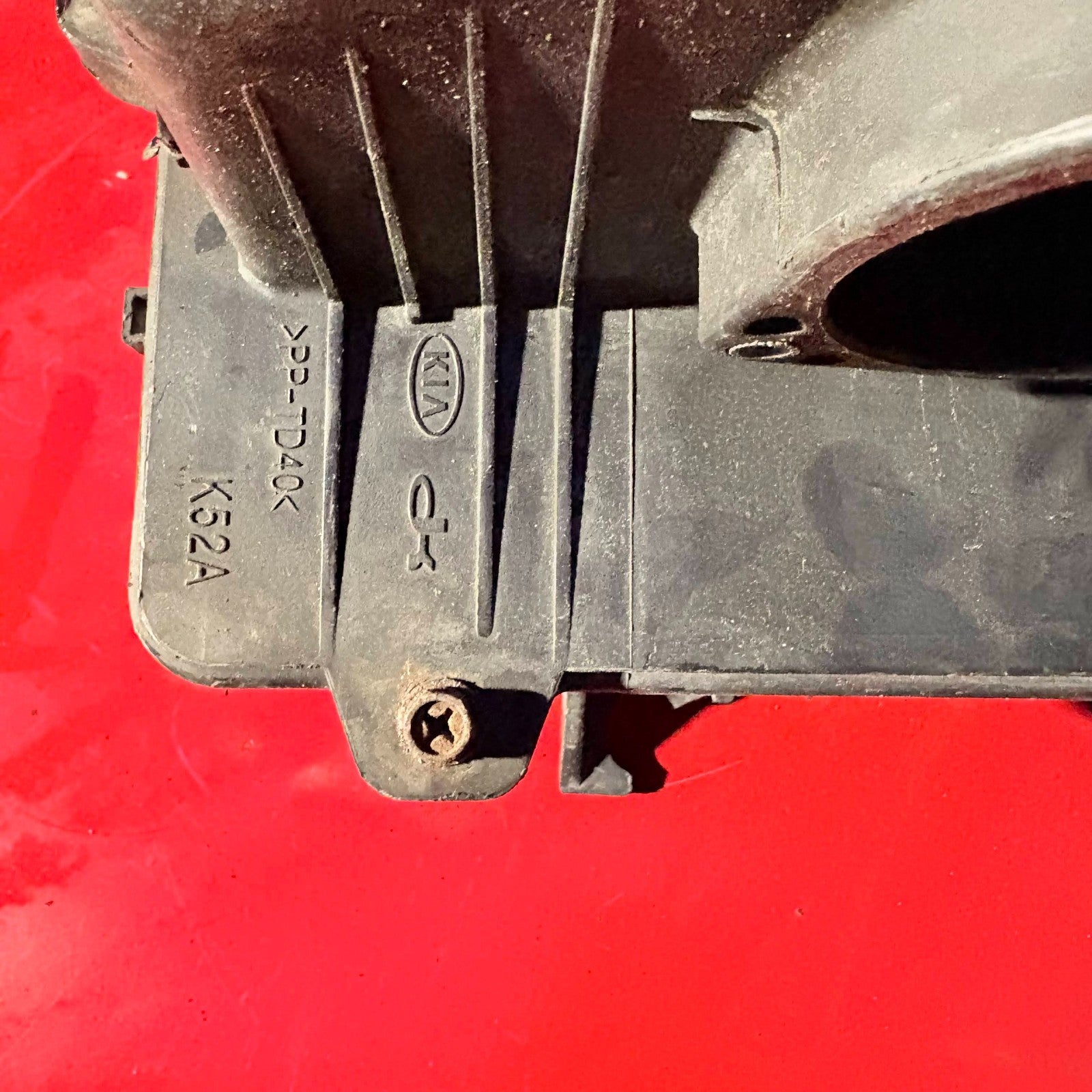 Kia Sedona 2002-2006 Air Filter Box Air Cleaner Housing