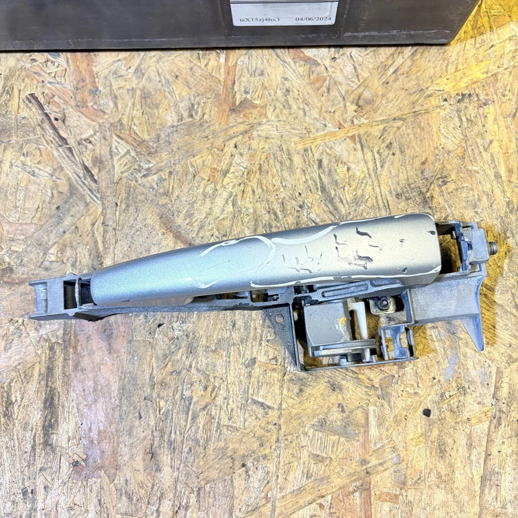 CITROEN C3 DOOR HANDLE DRIVER RIGHT SIDE FRONT 2012