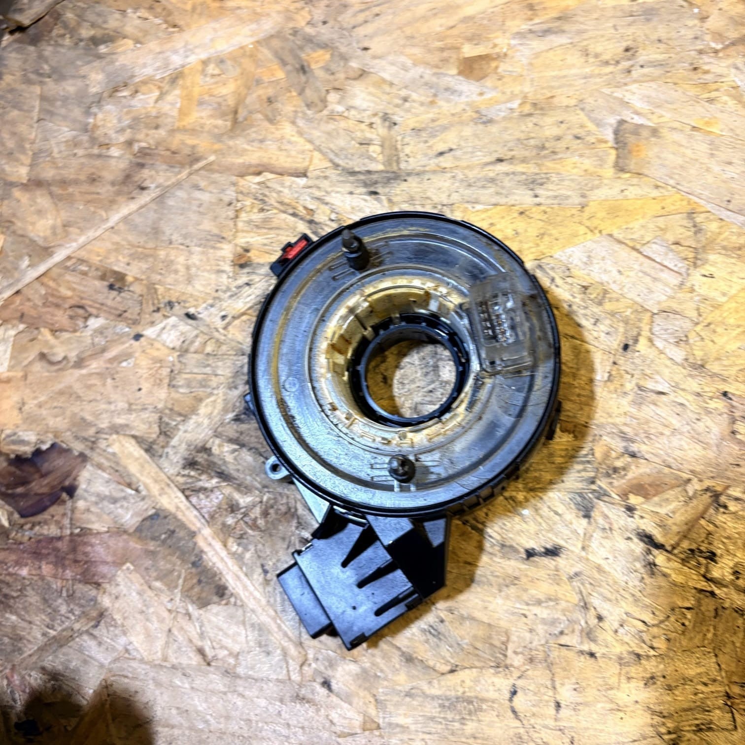 Volkswagen Golf MK5 2009 Steering Wheel Clock Spring Squib 1K0959653c