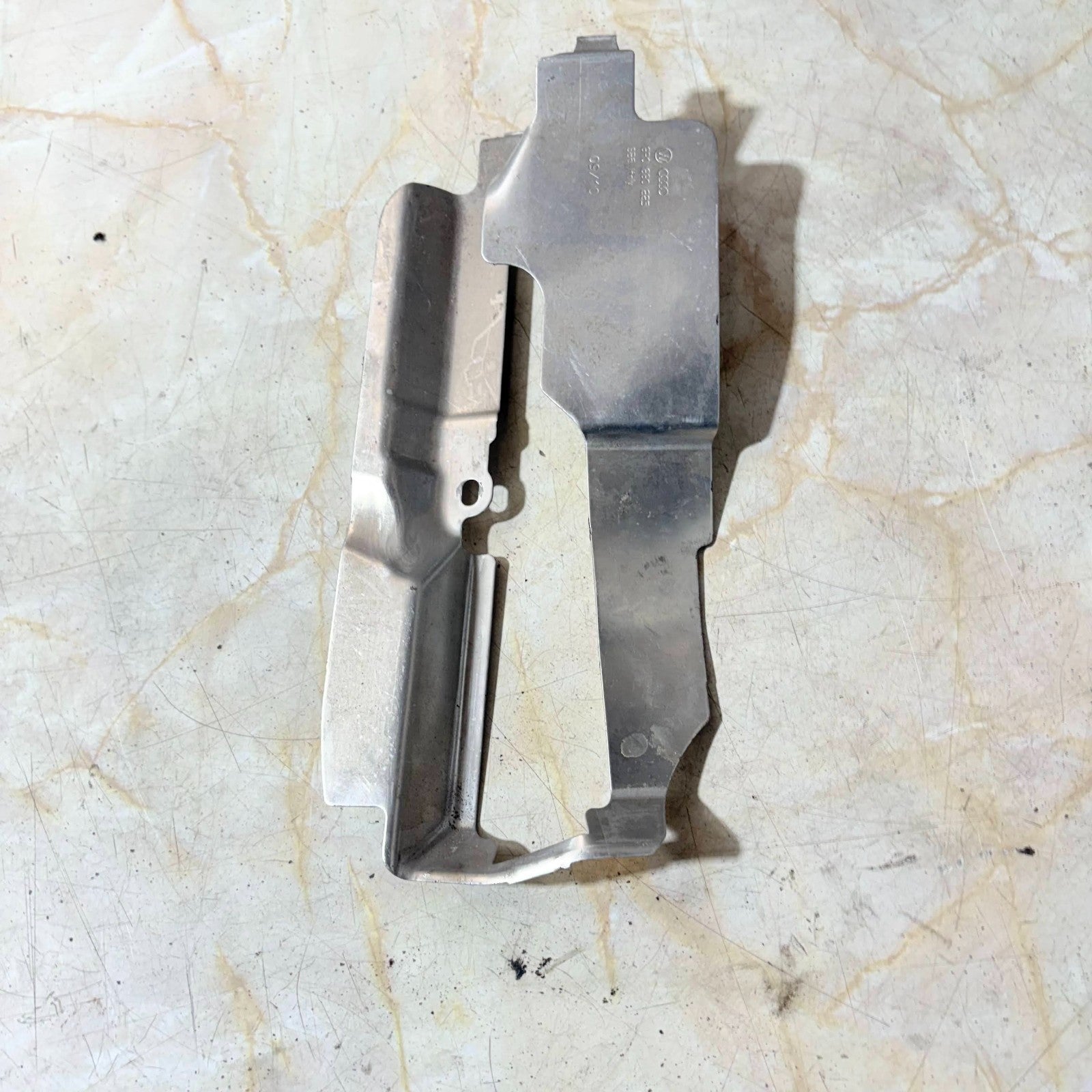 Audi A3 8P 2003-2013 Steering Column Cowl Inner Support Bracket 8P0880225