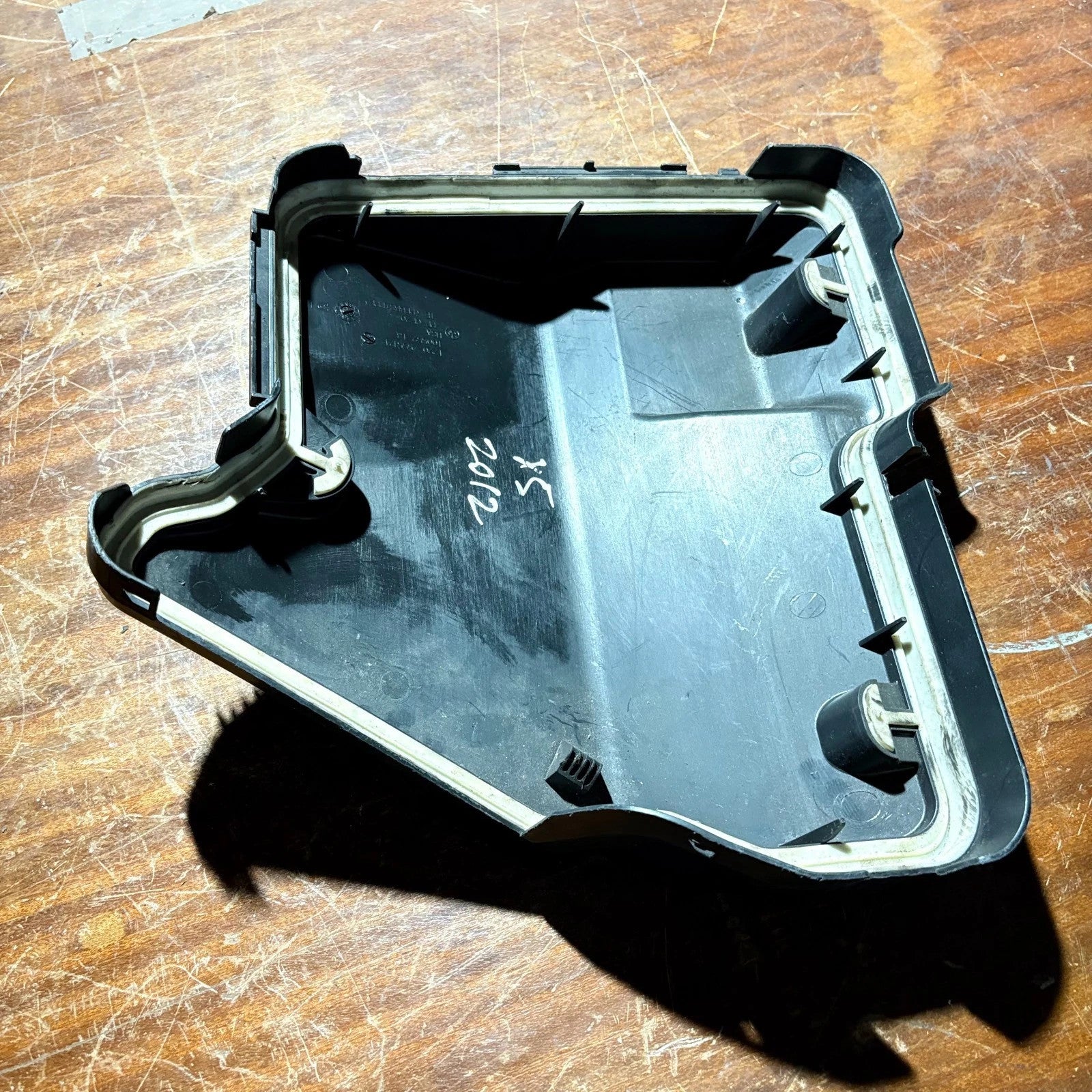 BMW X5 E70 X6 E71 2007-2013 Engine Bay ECU Electronics Box Cover Panel 7555124