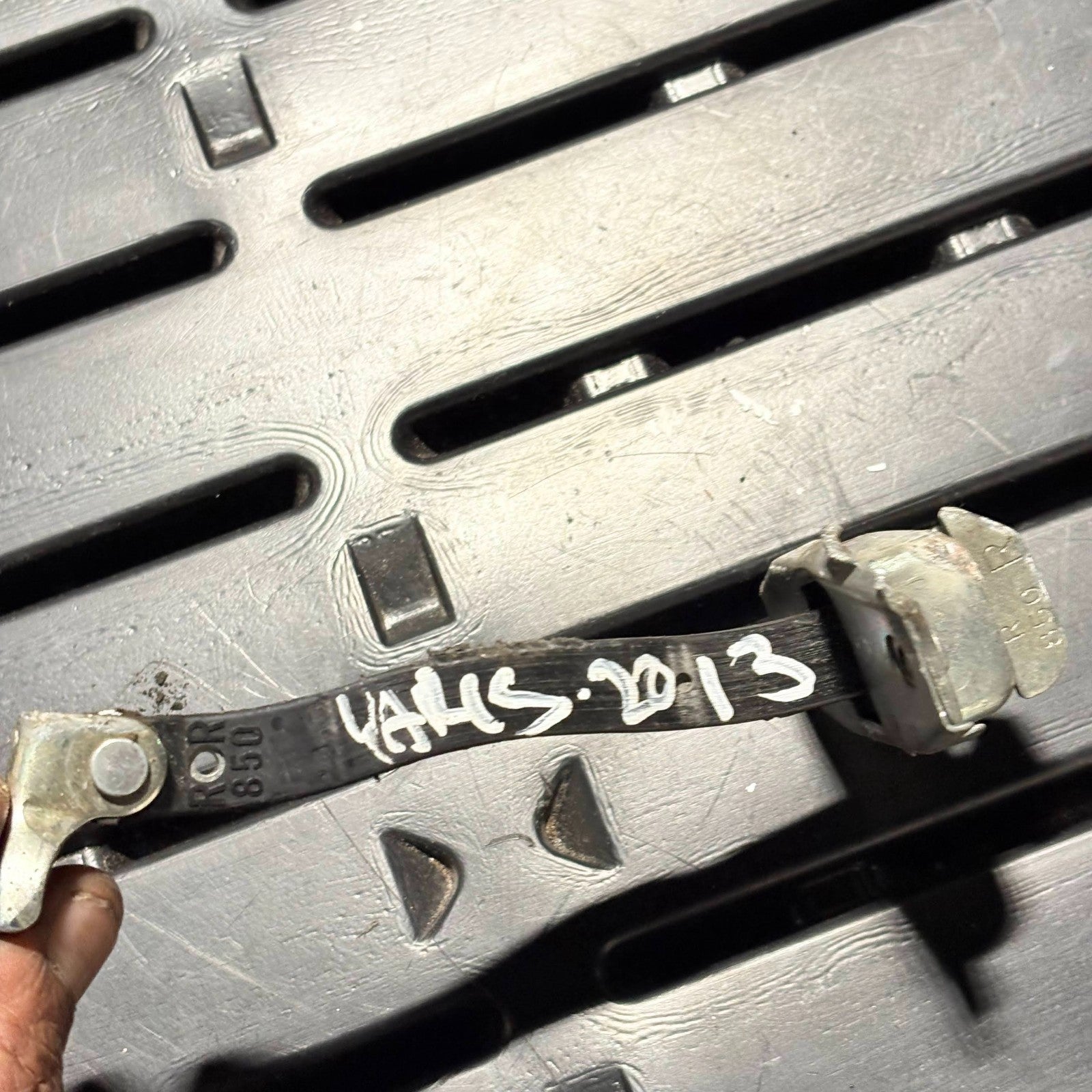 Toyota Yaris 2006-2011 Rear Left Door Check Strap Stopper