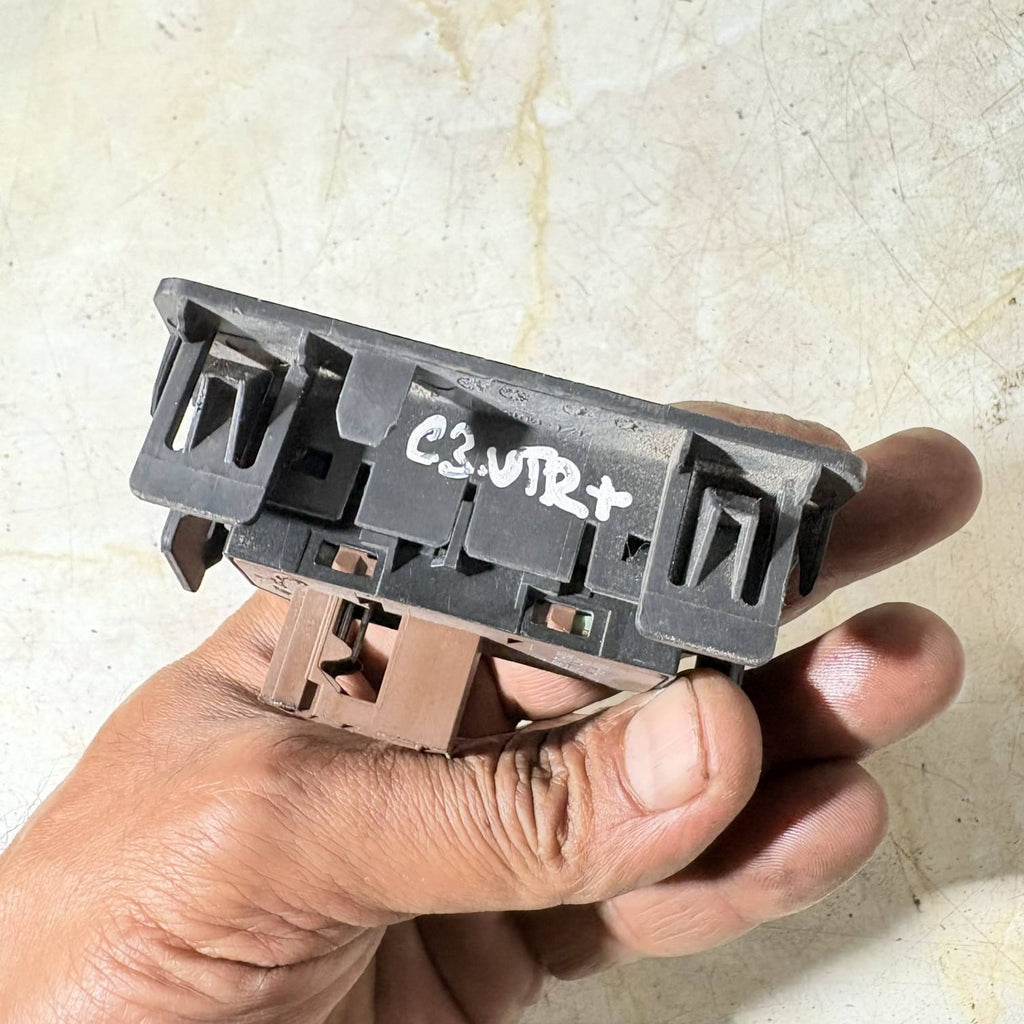 CITRO?N C3 II 2013 Central Locking Switch 96647295XT-00