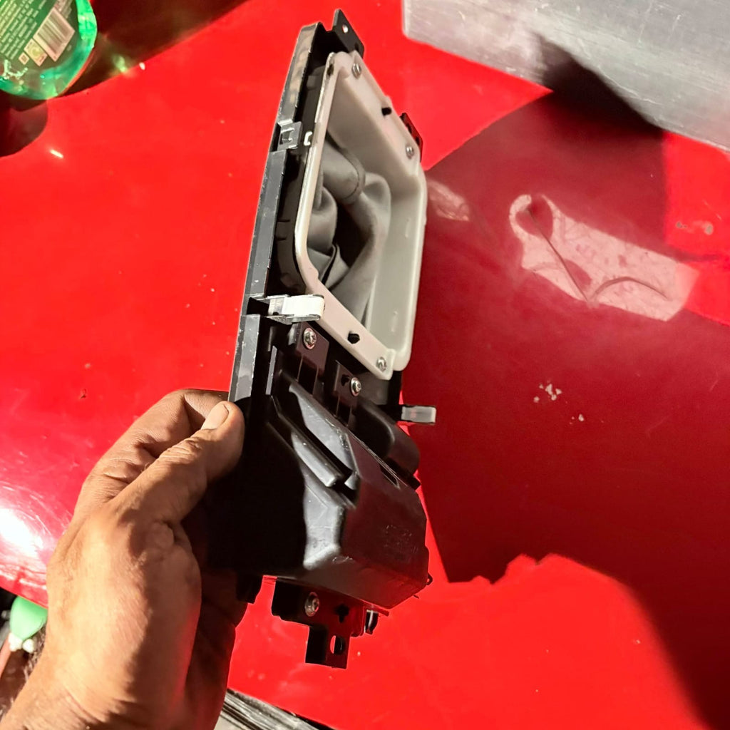 Trim Mitsubishi Lancer VIII 2010 7600A006ZZ