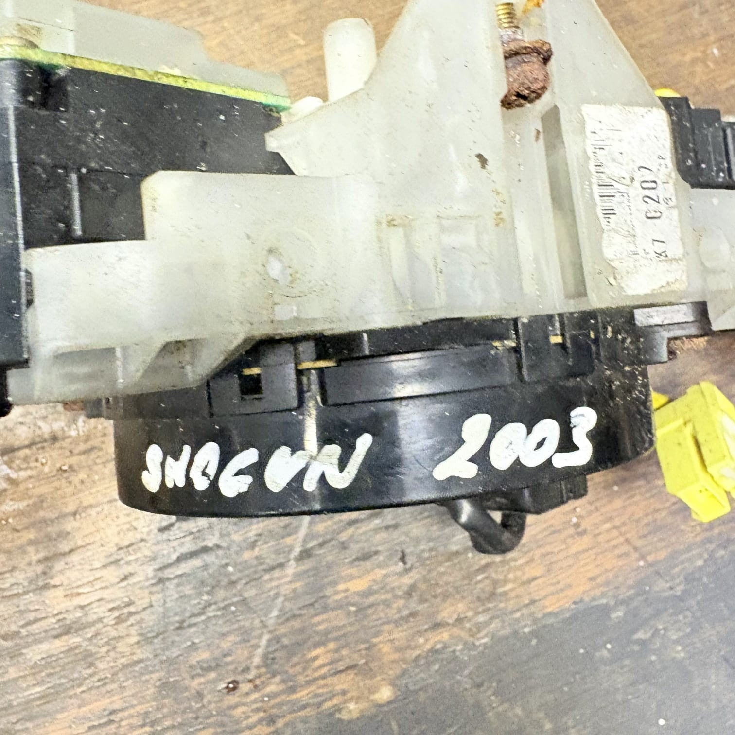 Mitsubishi Shogun 7 Indicator Stalks Headlight Control Steering Sensor 2003