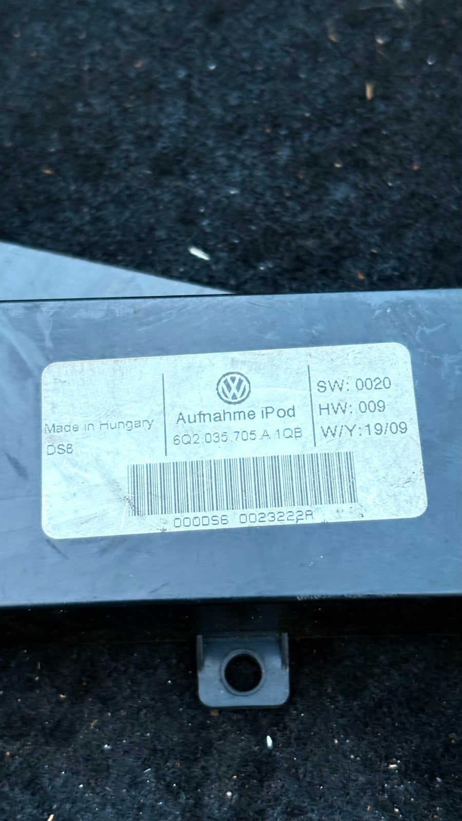 2009 VW POLO MATCH IPOD INTERFACE BOX 6Q2035705A