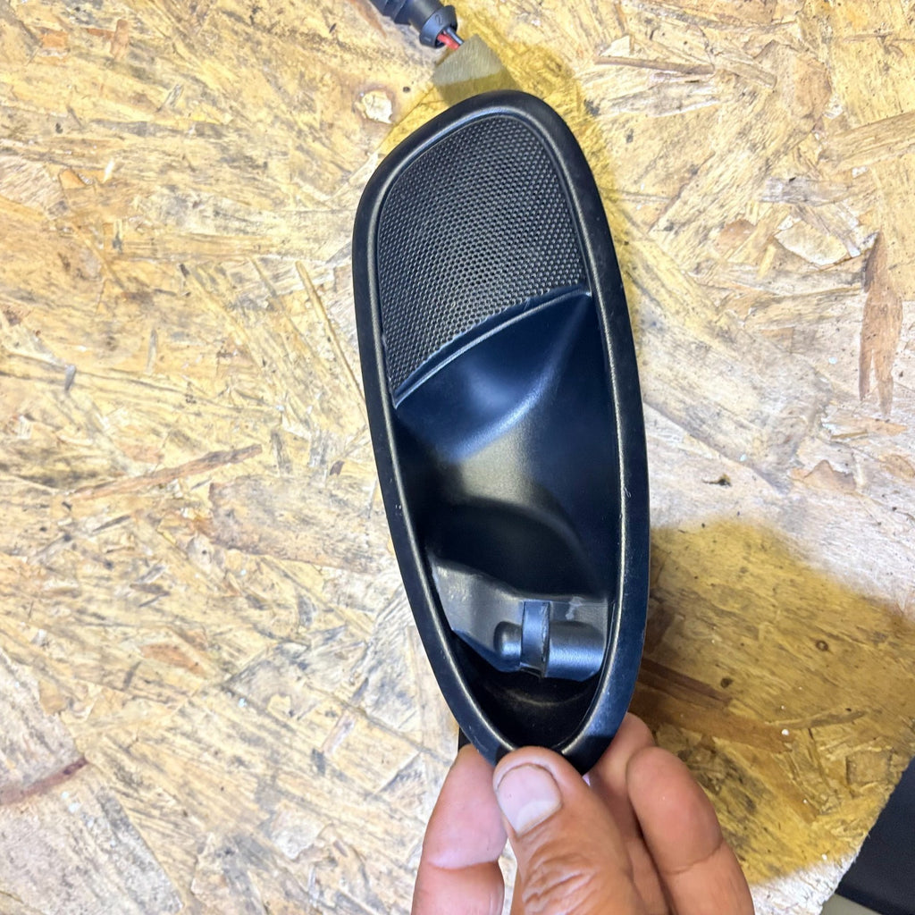 AUDI A4 SPORT PULL HANDLE INTERIOR DRIVER REAR 186004571 OSR