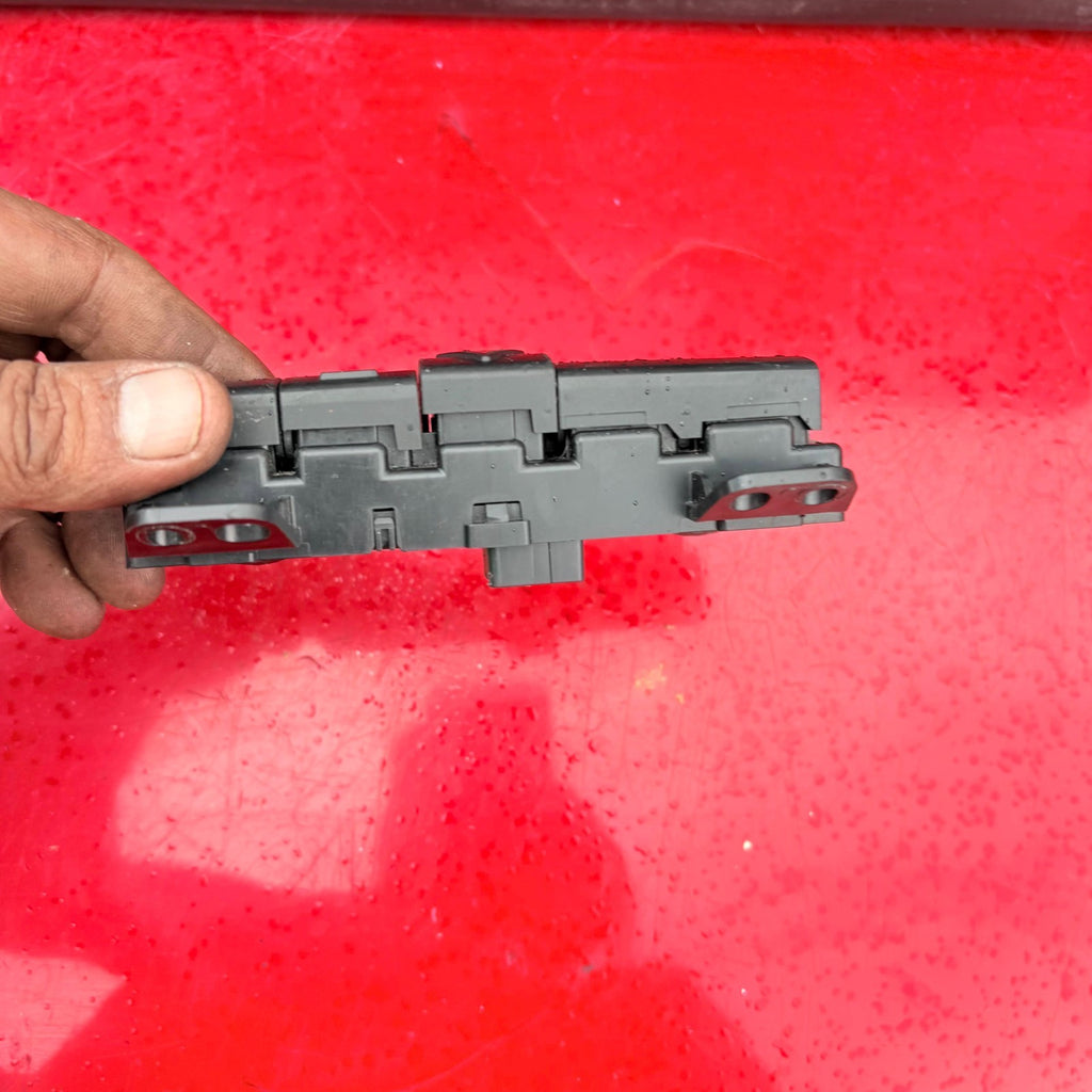 DODGE CALIBER INTERIOR HAZARD SWITCH BLACK P04602709AD 2008