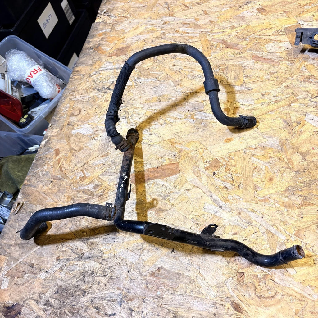 VW Golf MK5 Touran Caddy 1.9 TDI BXE Engine Metal Water Coolant Pipe 038121065CS