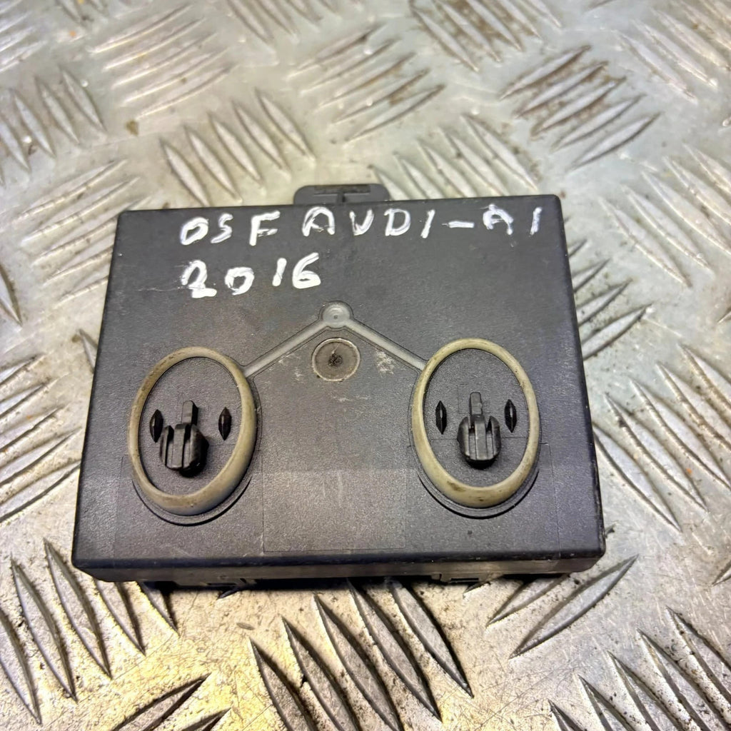 AUDI A1 DOOR CONTROL MODULE UNIT FRONT RIGHT DRIVER SIDE 8X MK1 2016- 8X0959793F