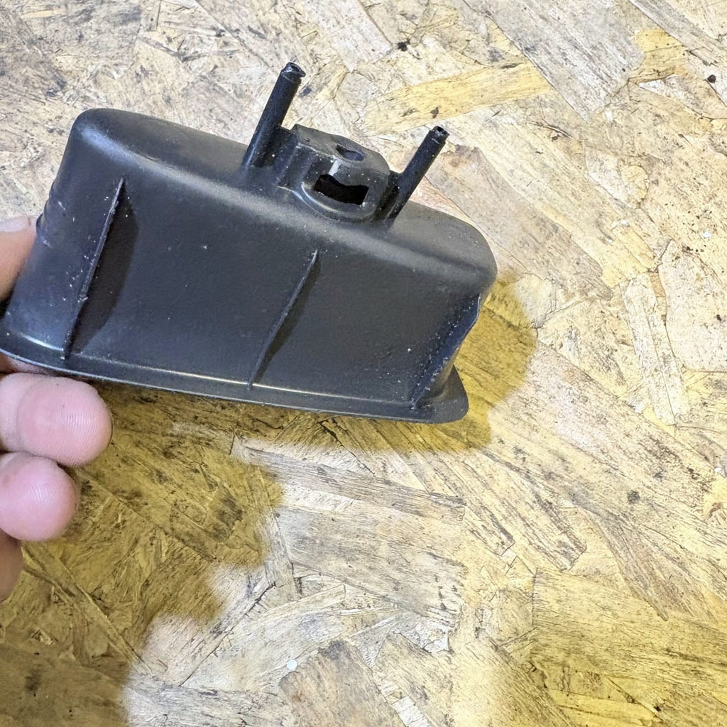 NISSAN NOTE E11 MK1 5DR DRIVER REAR GRAB HANDLE TRIM 809509U00B