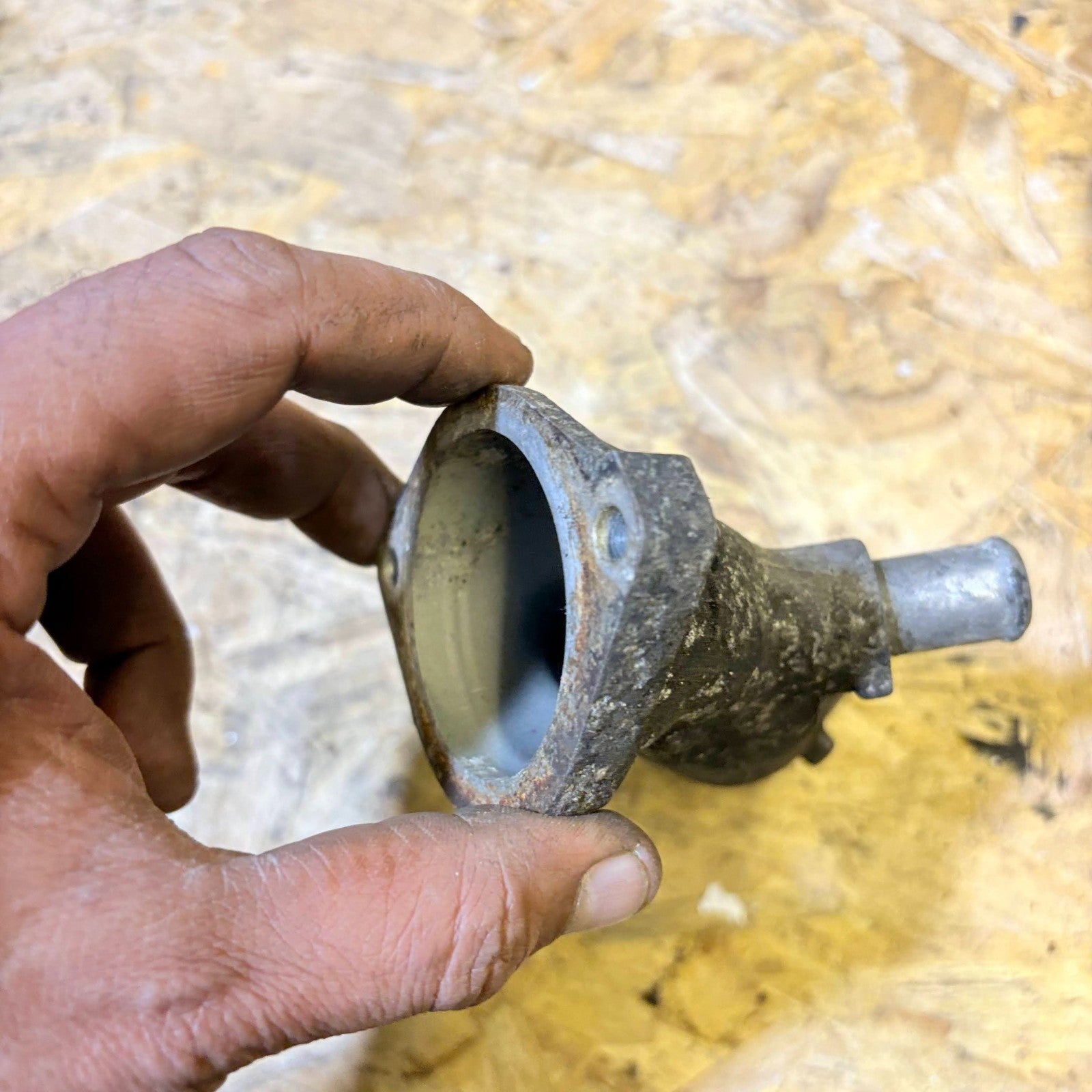 Toyota Corolla 2002-2006 Thermostat Pipe