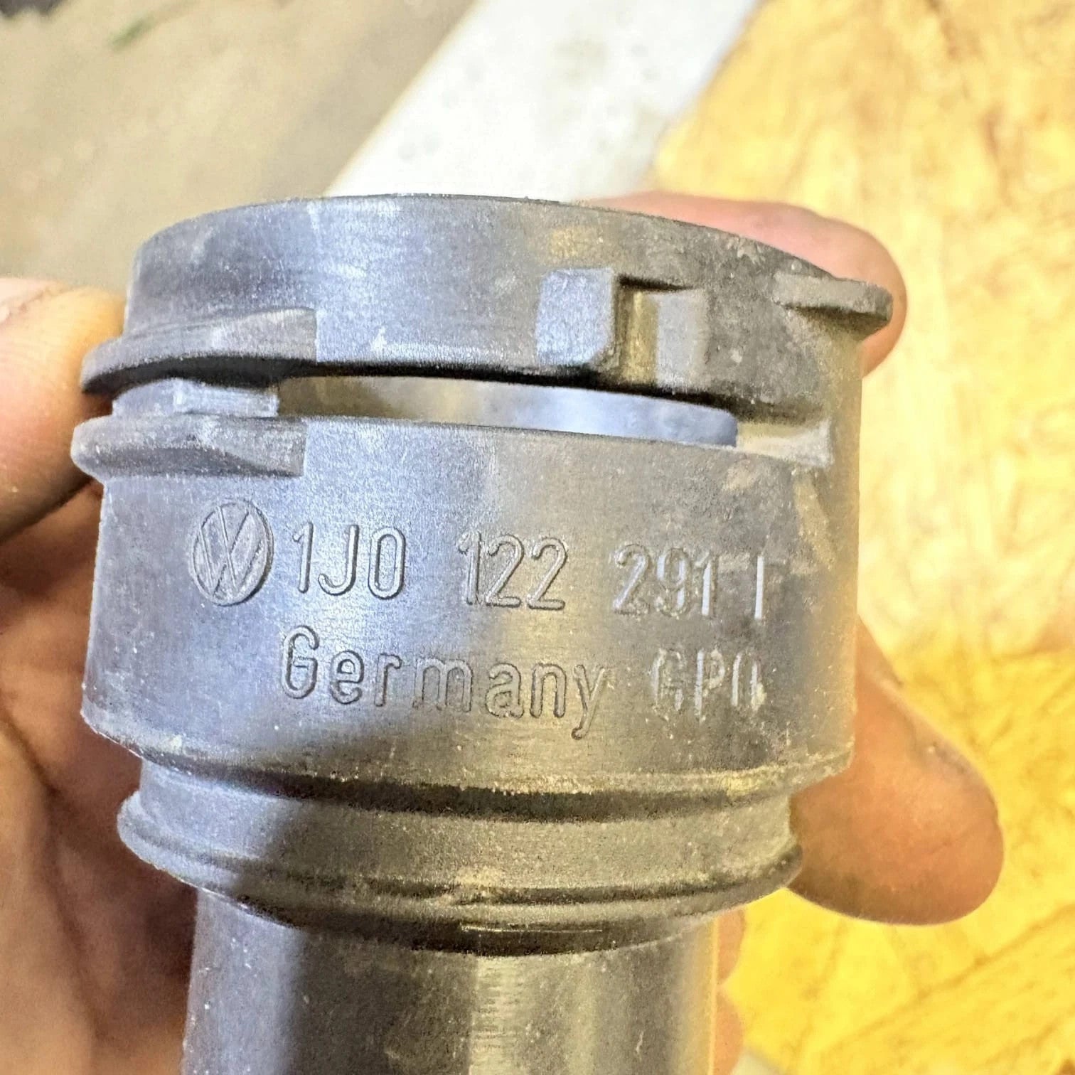 Coolant Flange / Pipe fits VW GOLF Mk4 2.3 00 to 06 Water 1J0122291F 1J0122291G