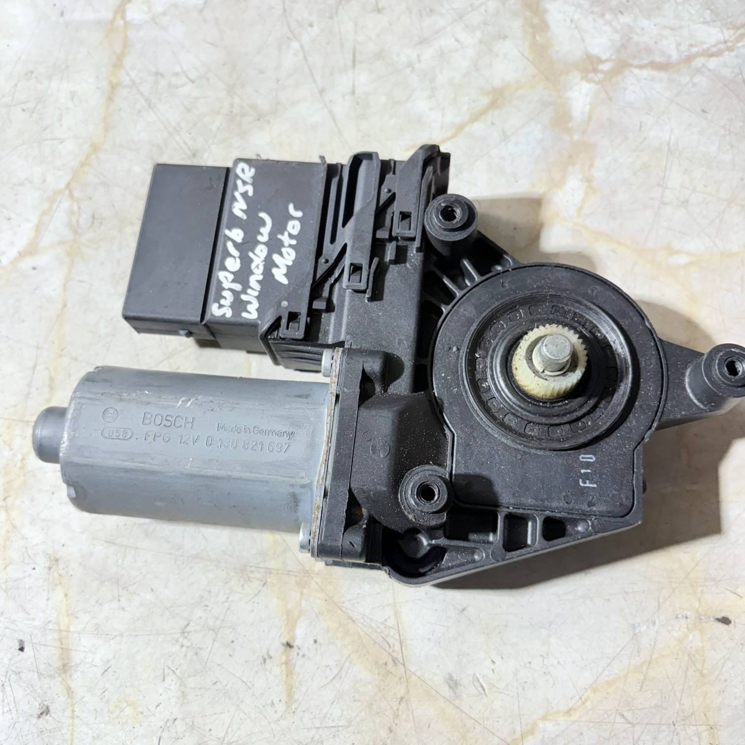 SKODA Superb MK1 01-08 Rear Left Passenger Electric Window Motor 3U0959811