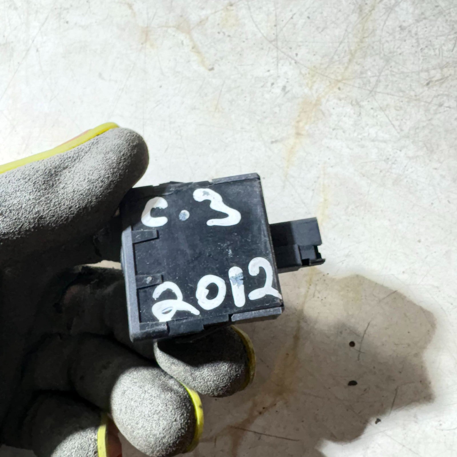CITROEN C3 HEADLIGHT RANGE CONTROL LIGHT CONTROLLER