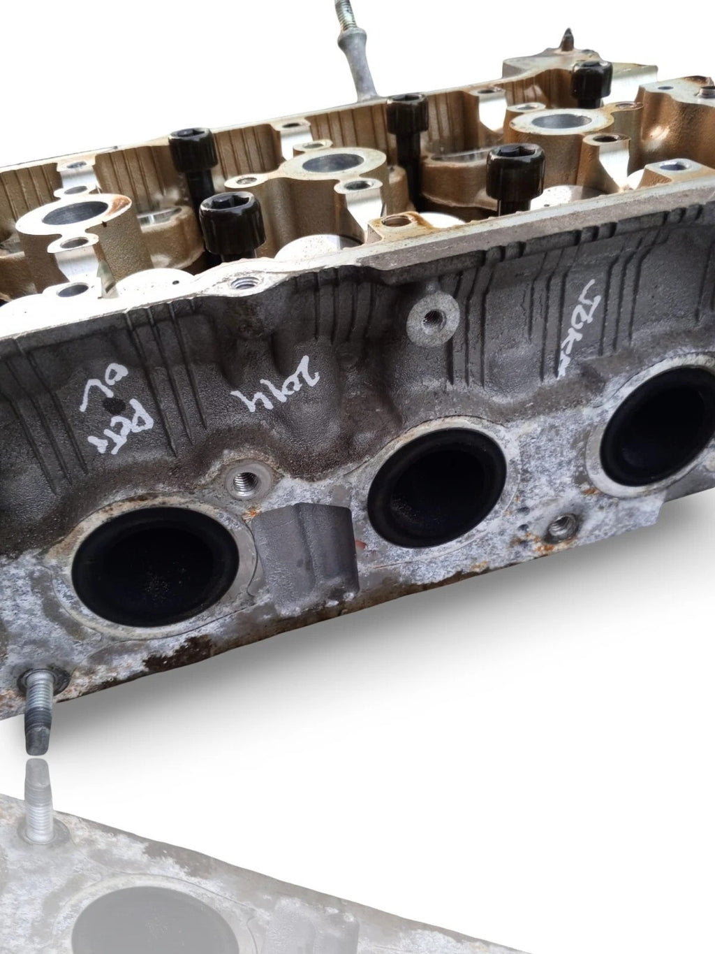 Nissan Juke F15 1.6 16V Petrol HR16DE Cylinder Head Assembly 2010-2019