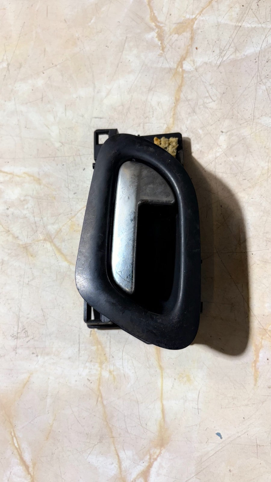 CITROEN PICASSO 2011 PASSENGER SIDE REAR INTERIOR DOOR HANDLE 1905002