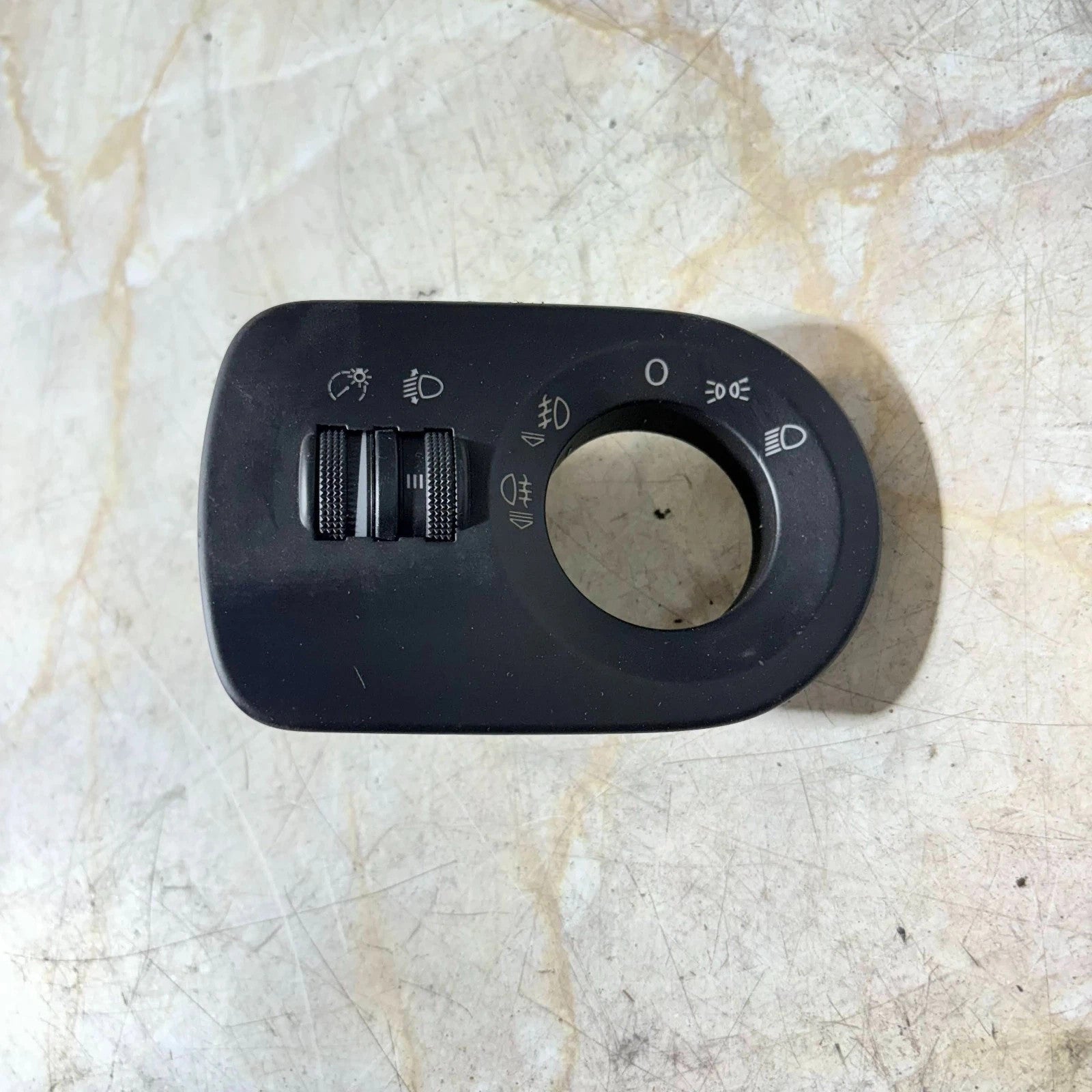 Seat Leon 06-13 Altea 04-15 Toledo 05-09 Headlight Level Switch 5P0919094A