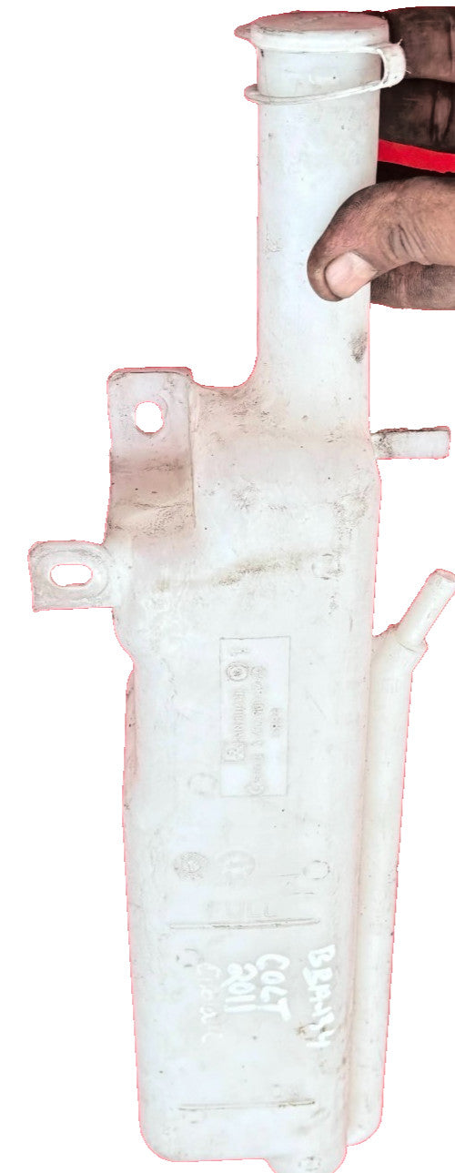 Mitsubishi Colt Expansion Tank coolant A 454 500 02 49 MN130400 2005-2012