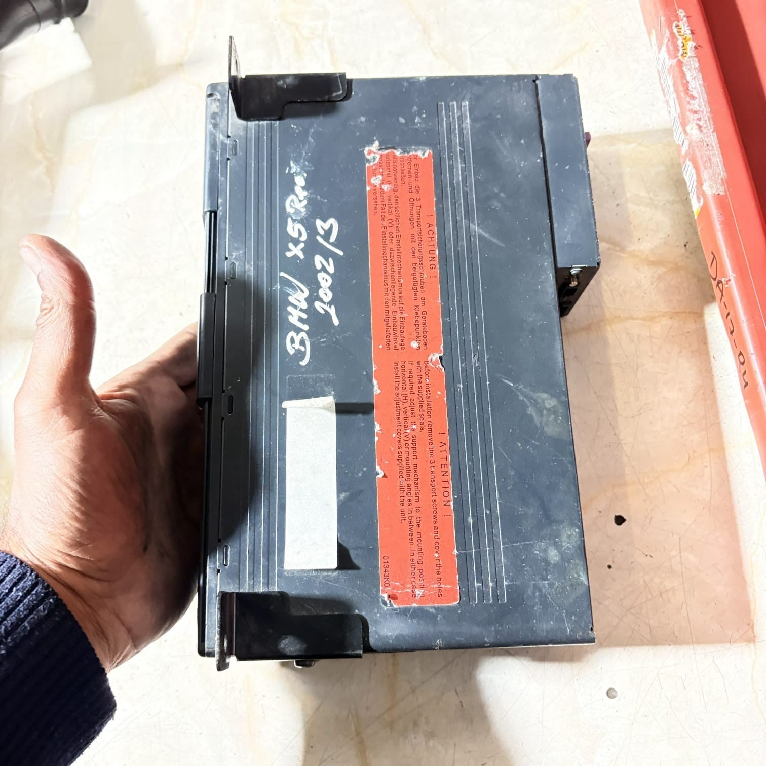 BMW 5 E39 2002 CD DVD changer 6913388 KAN5227 020258