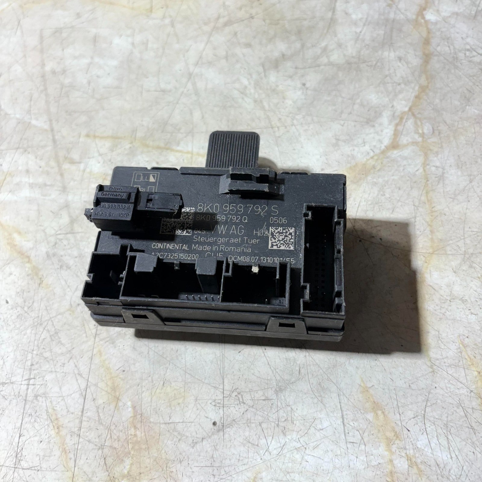 AUDI A4 2014 PASSENGER REAR LEFT DOOR CONTROL 8K0959792S 9K0 959 792 S
