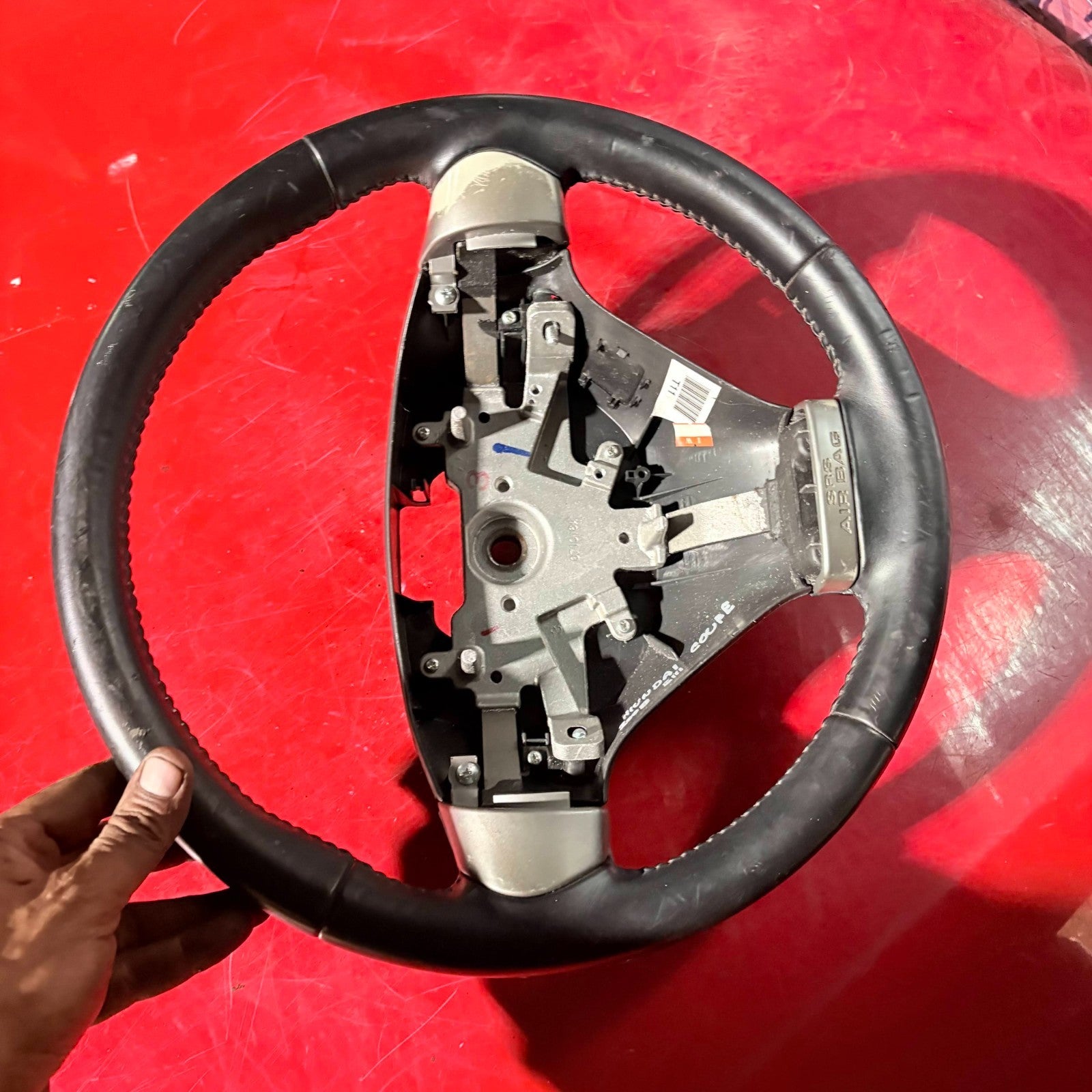 2008 HYUNDAI COUPE SIII STEERING WHEEL GENJUINE