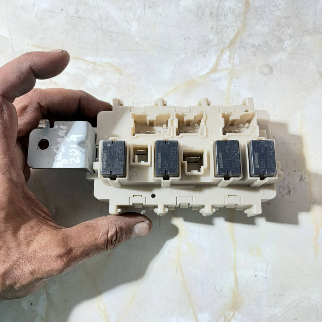 NISSAN QASHQAI J11 2019 1.5 DCI FUSE RELAY BOX 4EB0C