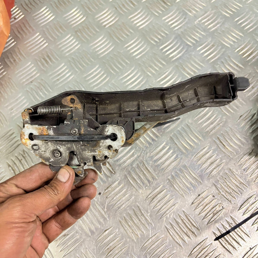 2014 CITROEN C4 2008 BONNET HOOD LOCKING HOOK LATCH