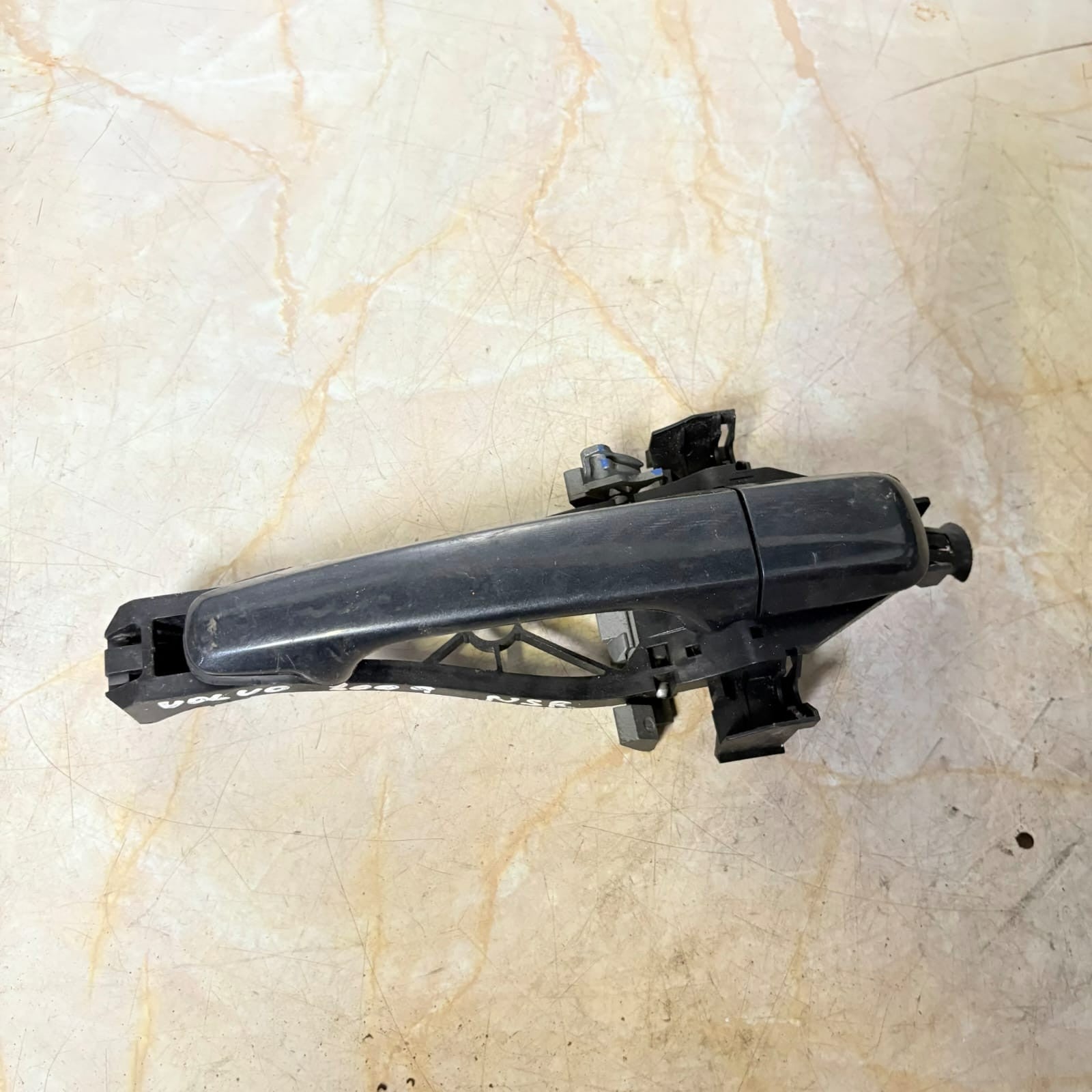 30784202 Volvo V70 III 2.5T 2009-2012 NSR Passenger Rear Exterior Door Handle