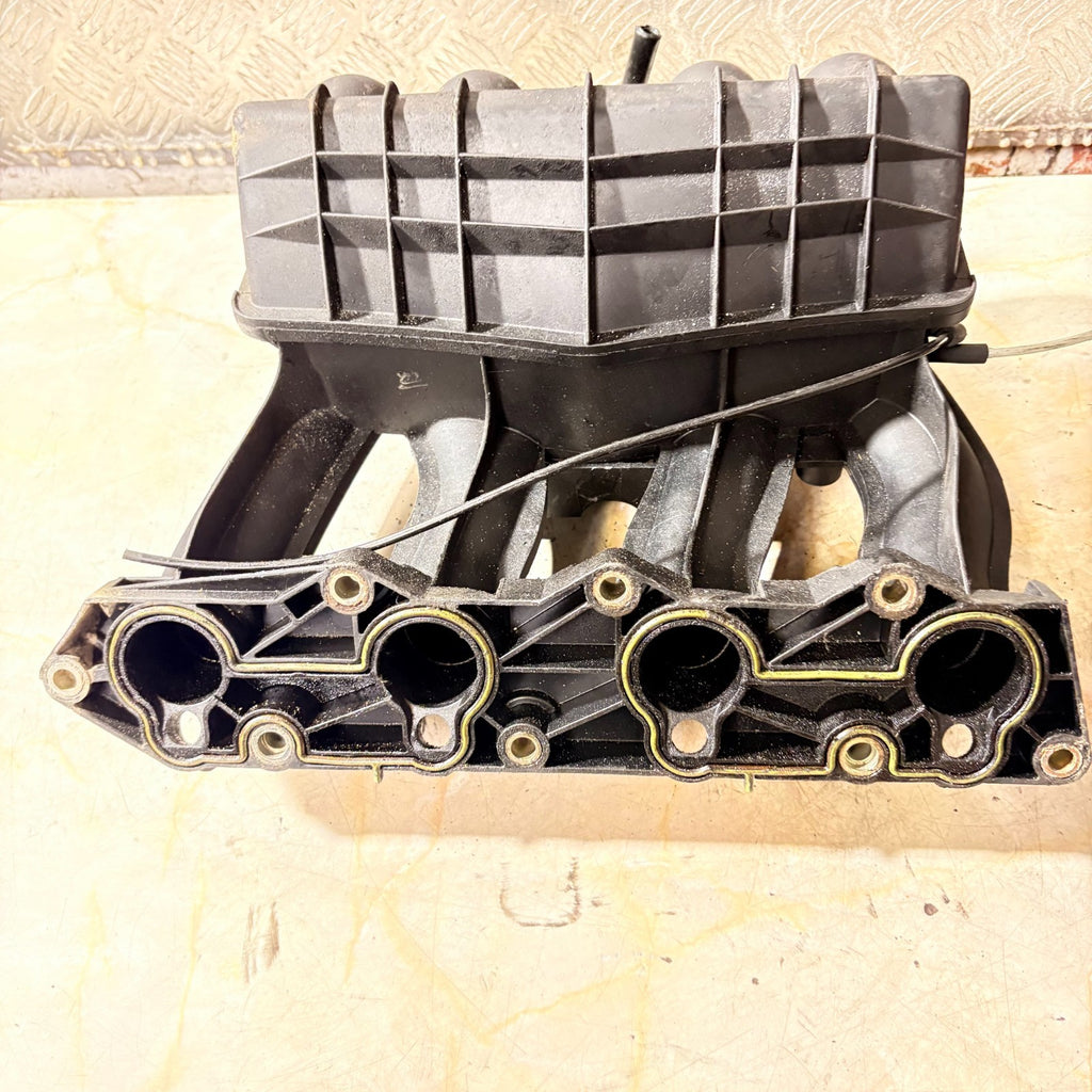 Intake manifold MERCEDES-BENZ 1998 W220 S CLASS A 111 14021 01