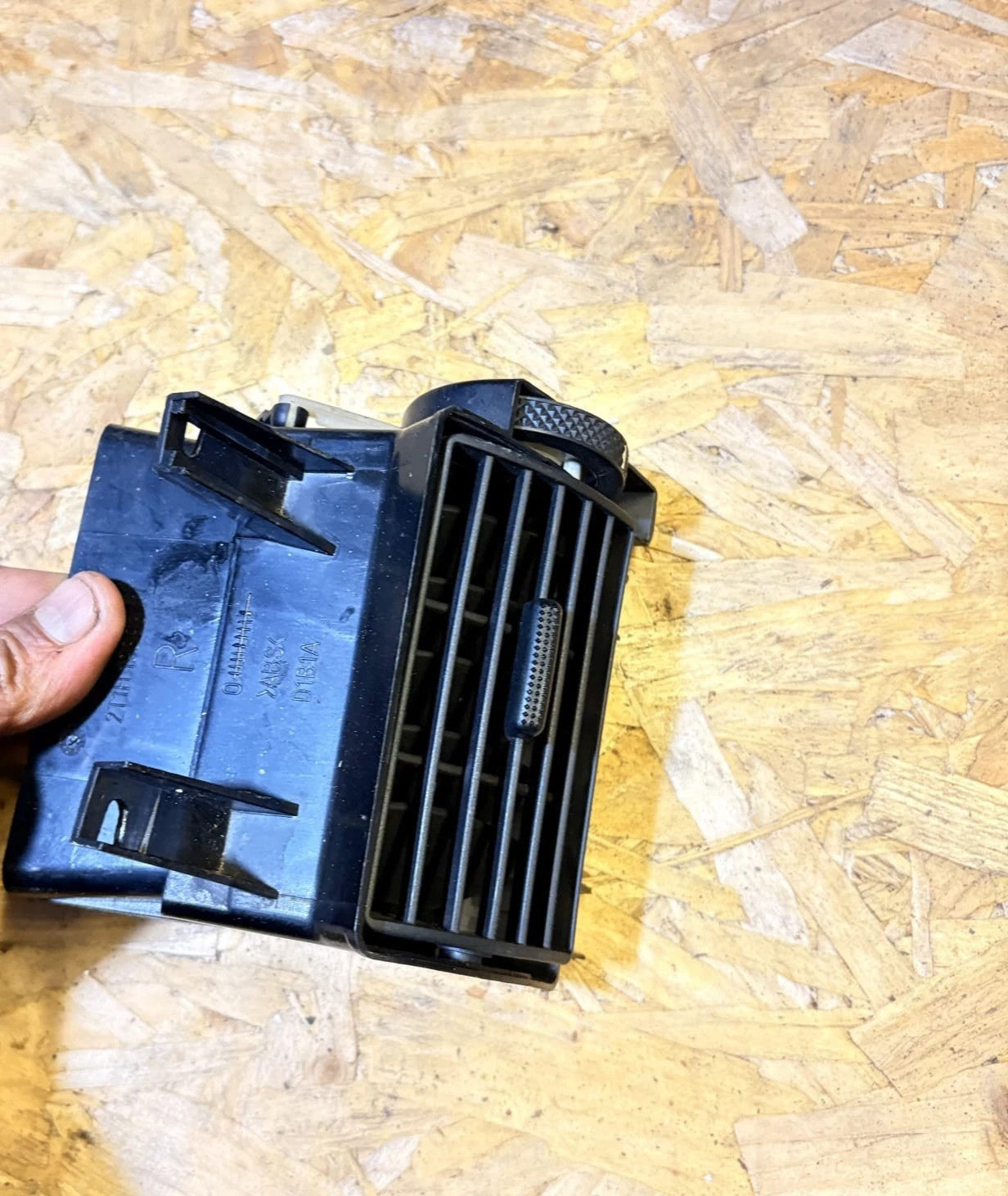 Ford Tourneo Connect 2002-13 Offside Front Right Dashboard Air Vent 2T11-A014K25