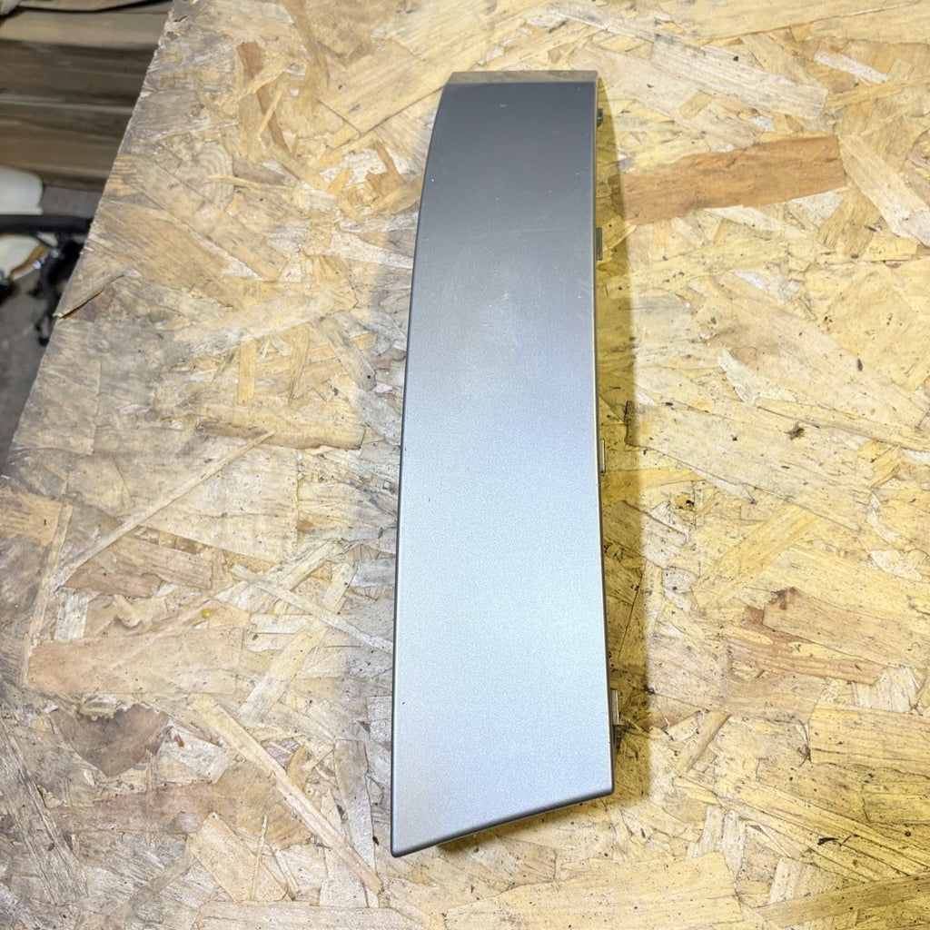 SKODA OCTAVIA VRS NSR PASSENGER REAR BUMPER IN FILL TRIM 1U6813345 2007