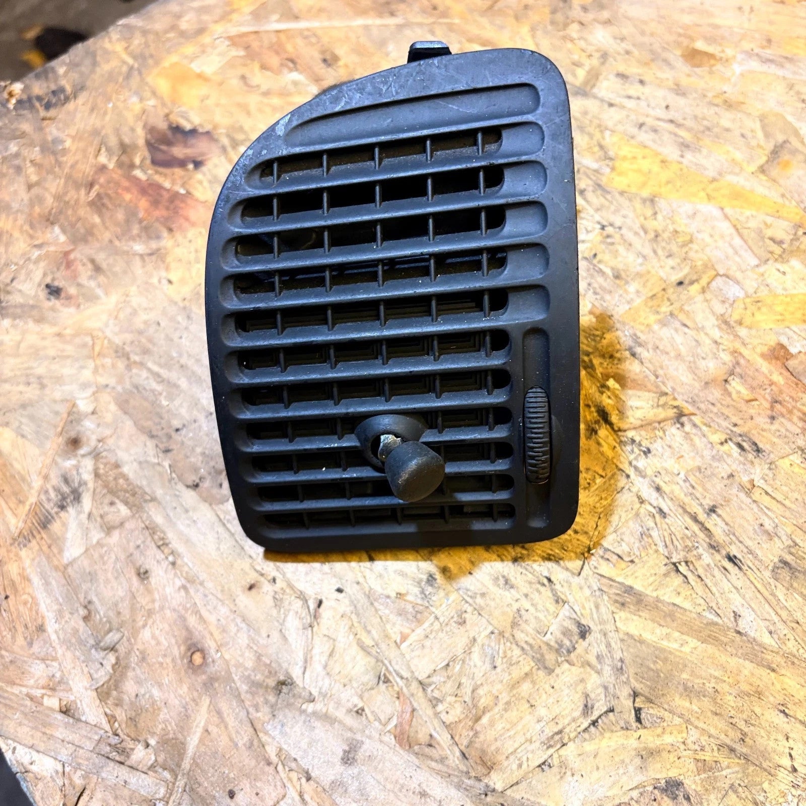 SAAB AIR VENT FRONT PASSENGER NEARSIDE LEFT FITS 308772
