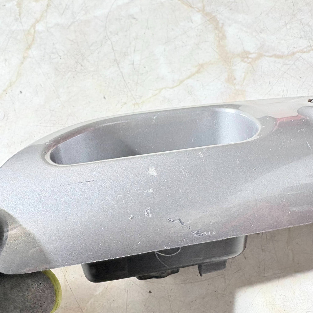 Nissan Juke F15 2010–2014 Front Right Driver Side Window Switch 82961-1KA2A