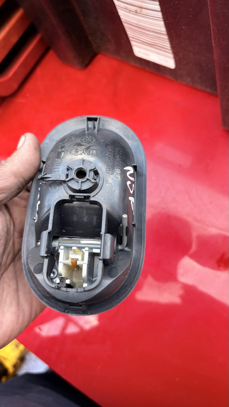 Renault Twingo Door Handle Interior Front Passengers Nearside 5005400006