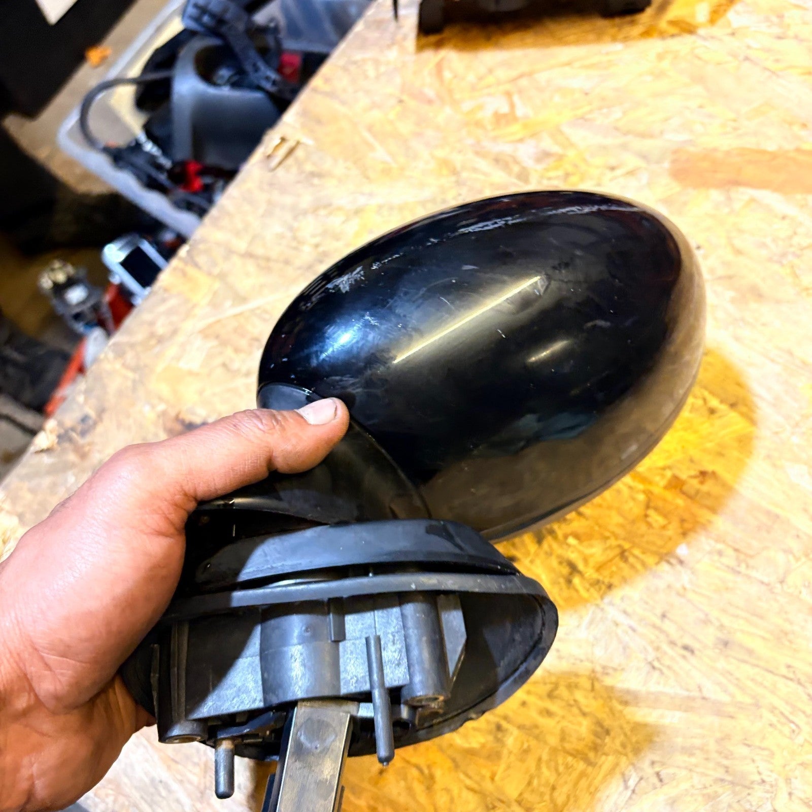 MINI ONE-LEFT PASSENGER'S NEARSIDE VIEW MIRROR