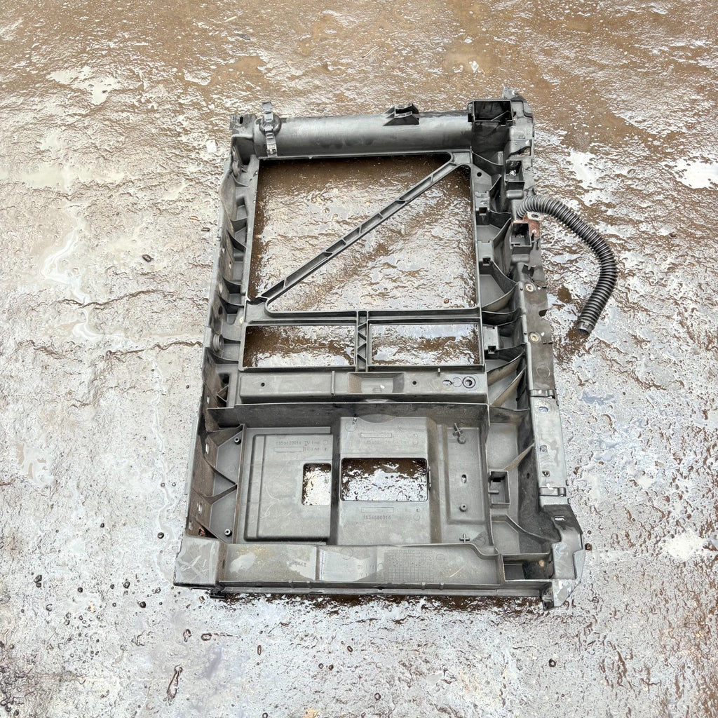 Peugeot 1007 2005 radiator support slam panel 1854680016