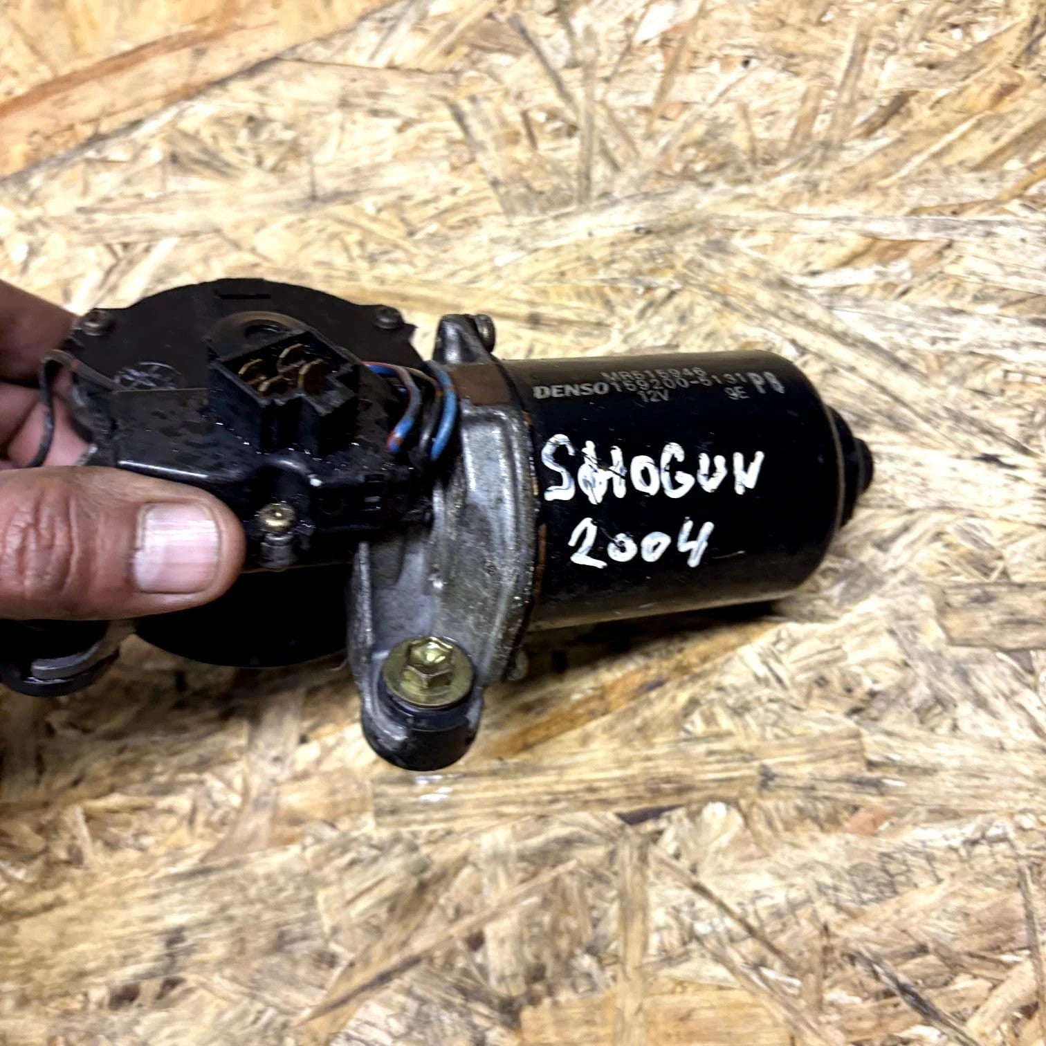 Mitsubishi Shogun Pinin Front Wiper Motor MR515946 2004
