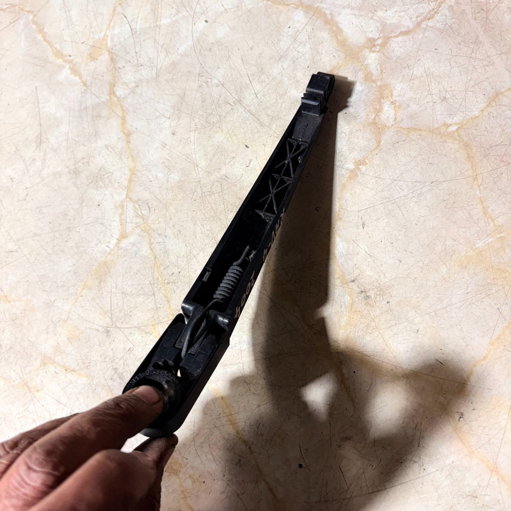 Toyota RAV4 Mk2 2000-2006 Rear Wiper Arm Tailgate Screen