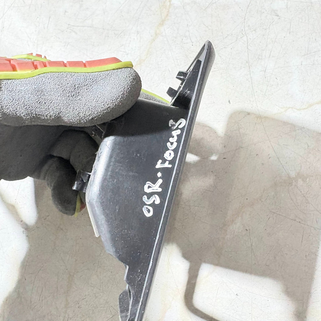Ford Focus MK2 04-11 Rear Right Door Handle Trim Switch Casing 3M51-226A36-ADW