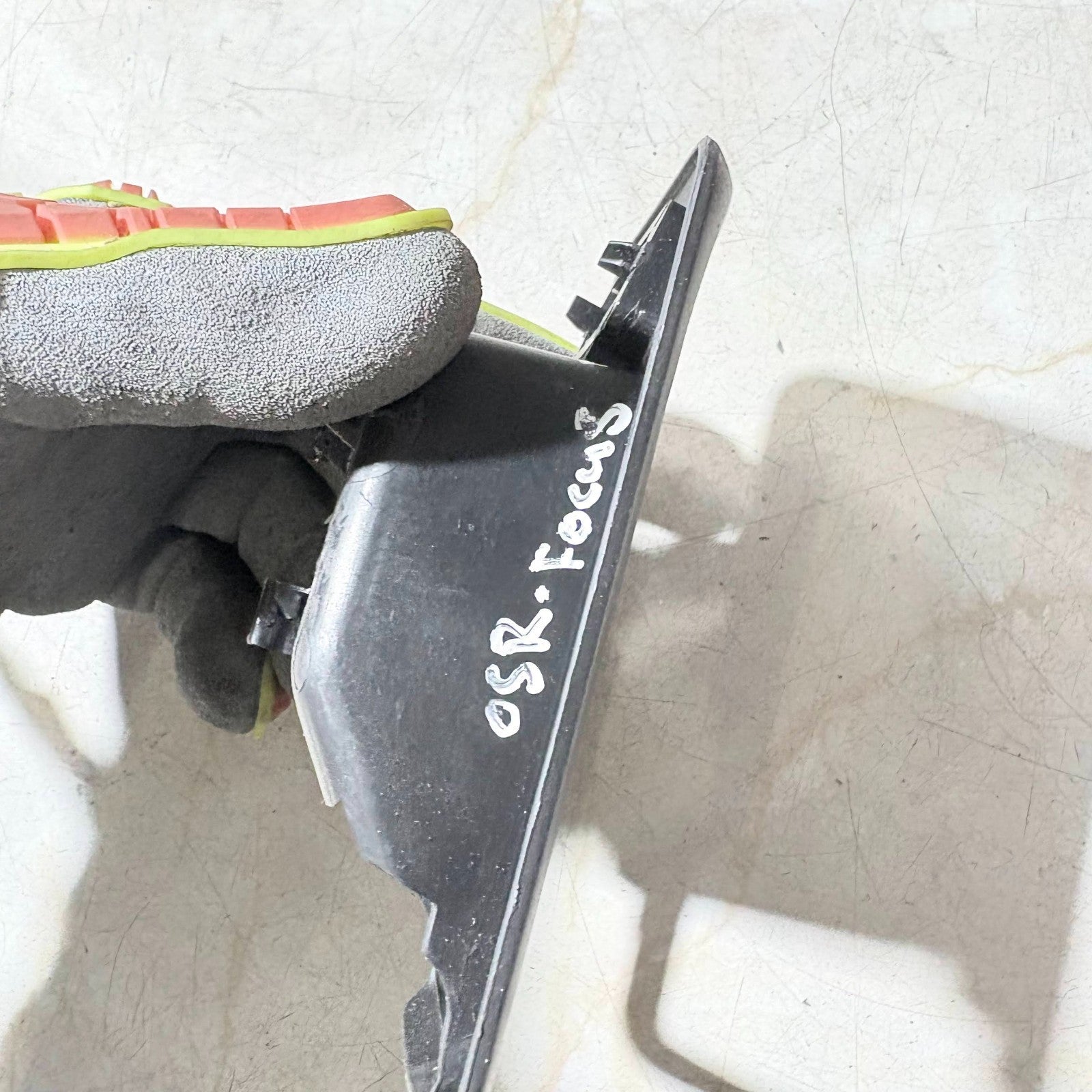 Ford Focus MK2 04-11 Rear Right Door Handle Trim Switch Casing 3M51-226A36-ADW