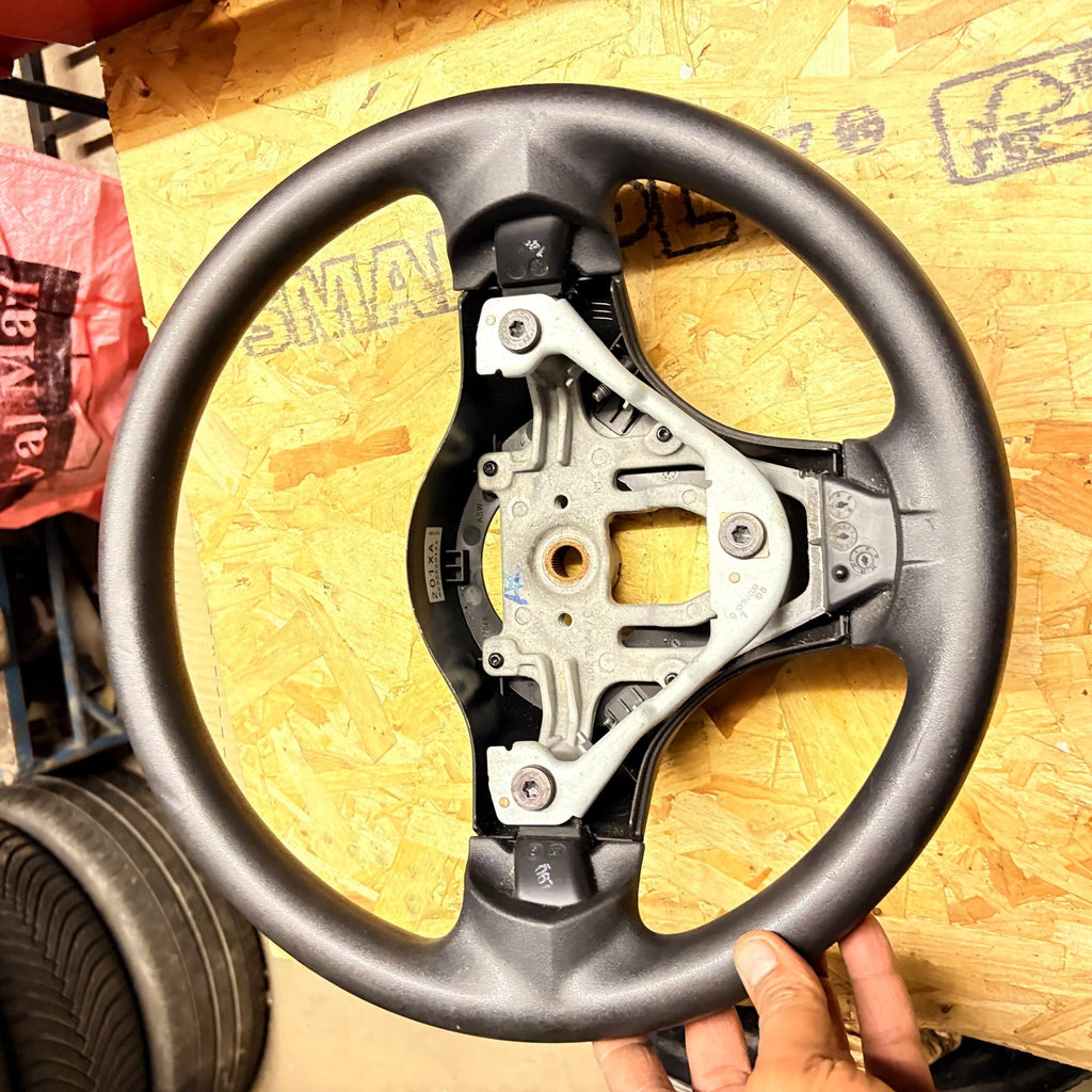 2003 MITSUBISHI COLT BLACK Steering Wheel 60276447C