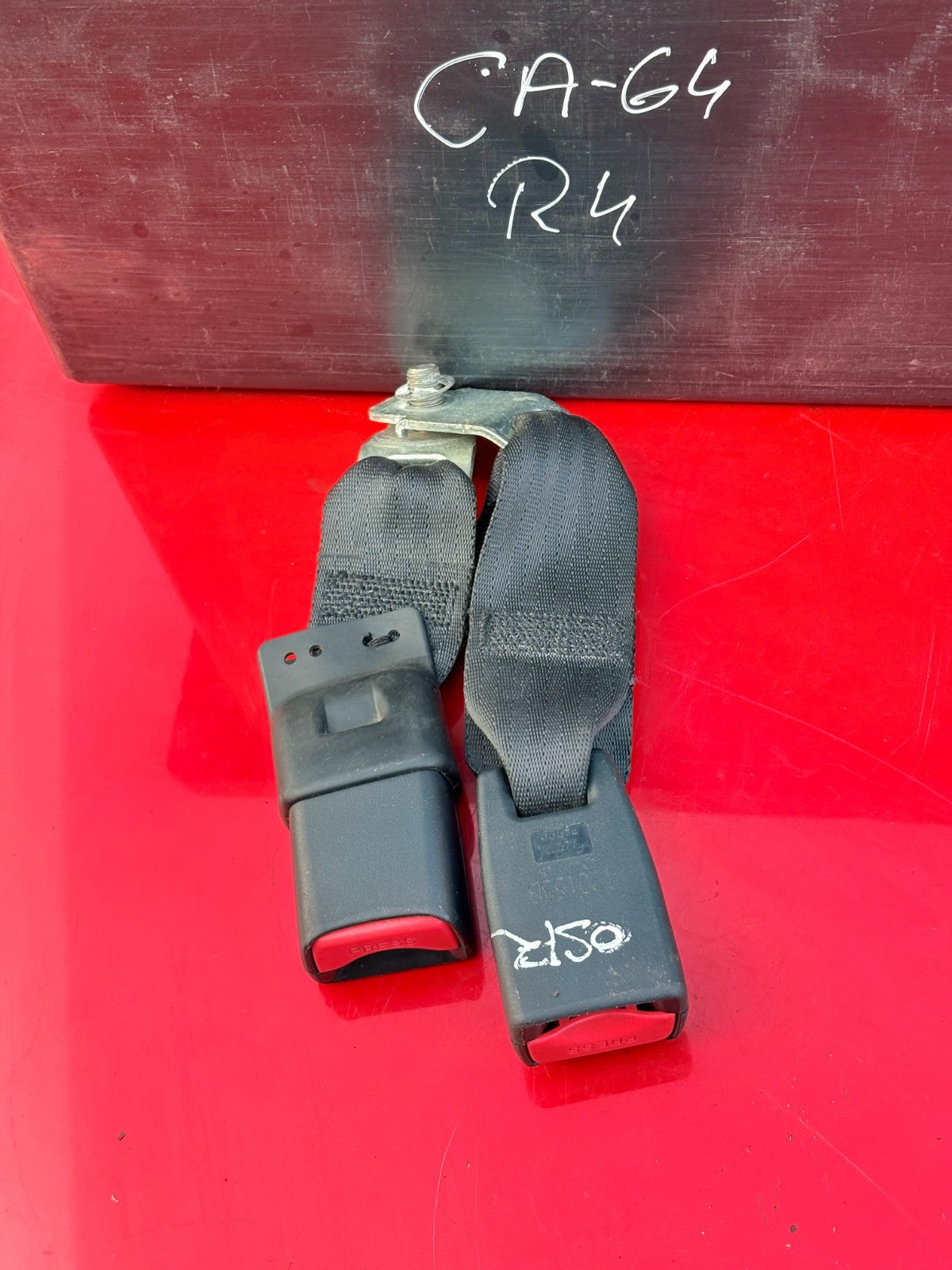 Mazda 2 Rear Right Seat Belt Buckle Stalk T20155B (DE) 2007-2014