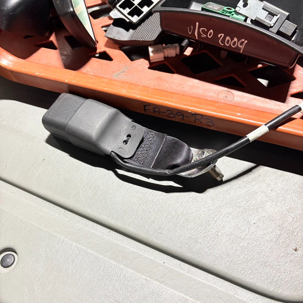 Nissan Pulsar 2014-2019 Rear Left Passenger Side Seat Belt Buckle