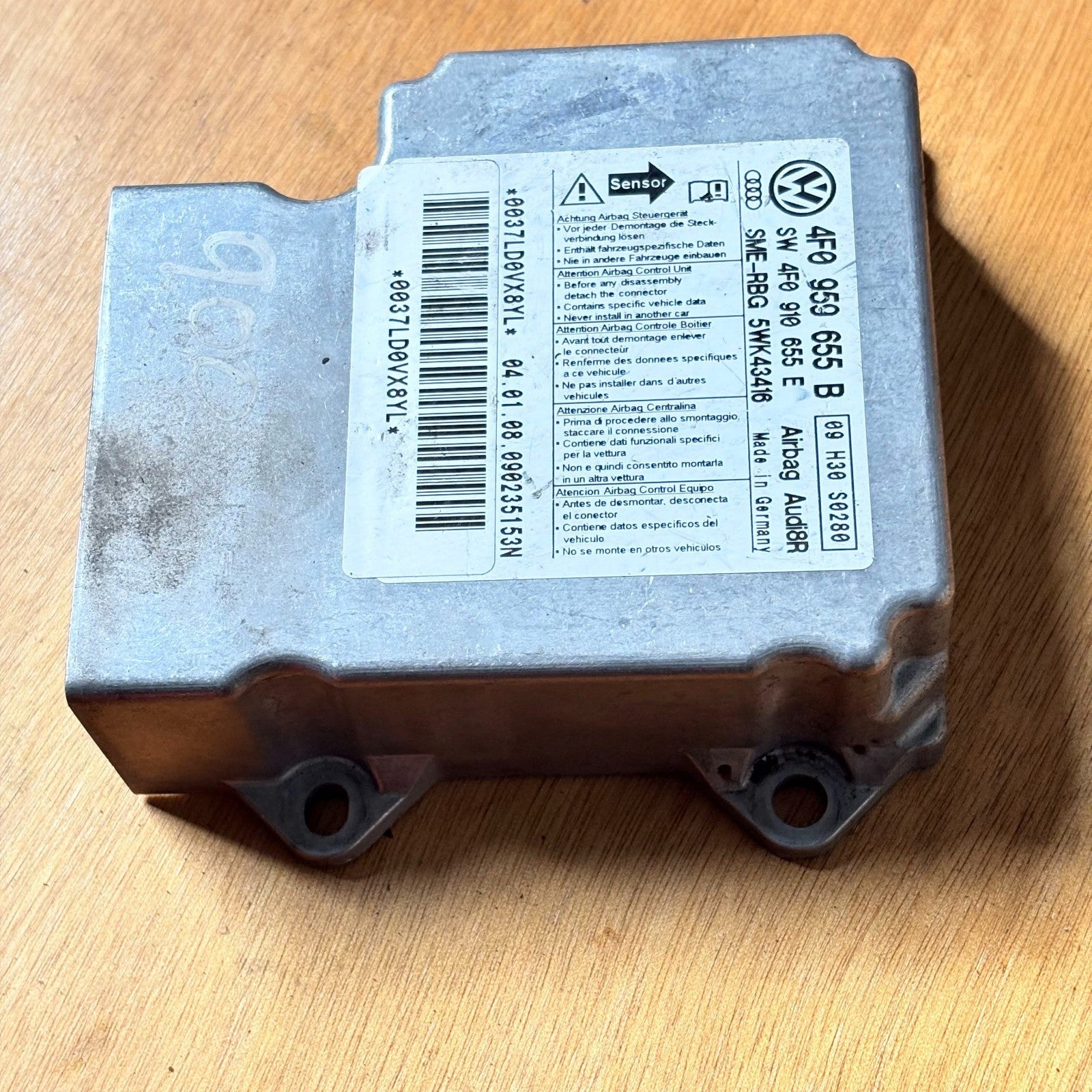04-11 AUDI A6 C6 SALOON BAG ECU/MODULE 4F0 959 655 B/4F0959655B